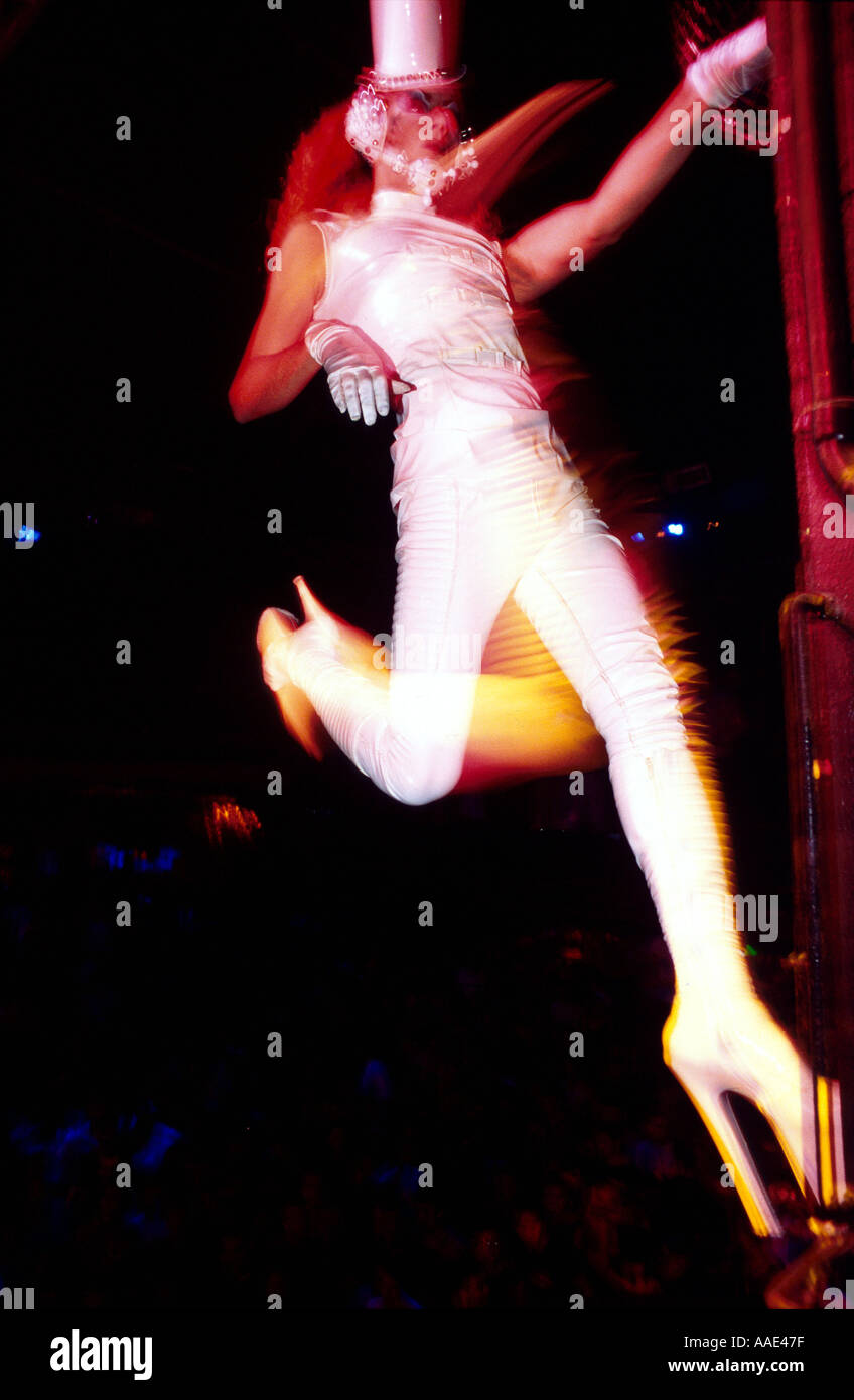 Tänzerin bei Privileg Club Ibiza Stockfoto