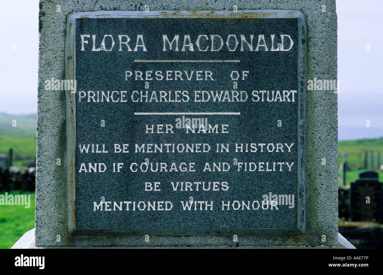 Flora Macdonald, Inschrift am Grab, Isle of Skye, Schottland, Vereinigtes Königreich, Geschichte, Reisen, Tourismus, Grab, Denkmal, Bonnie Prince Stockfoto