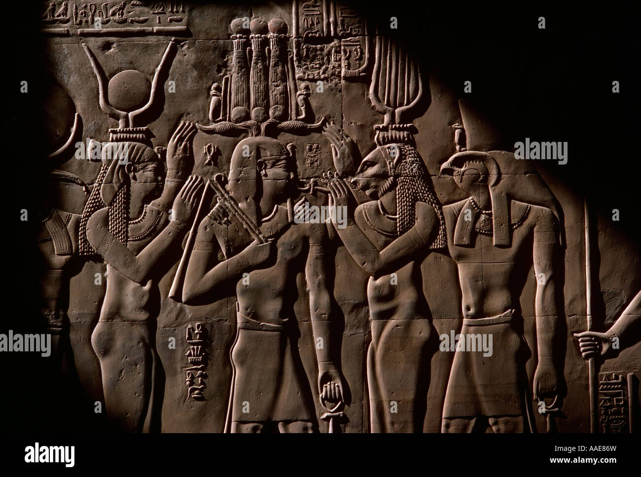 Ägypten. Kom Ombo Tempel auf dem Nil 170 km südlich von Luxor. Detail im Ptolomeic Tempel Krokodilgott Sobek gewidmet. Stockfoto