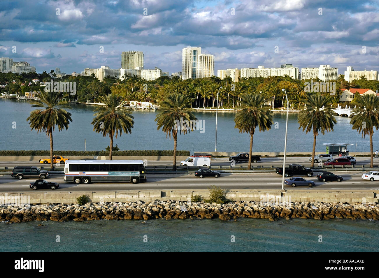 Miami-Autobahn von Abfahrt Kreuzfahrtschiff gesehen Stockfoto