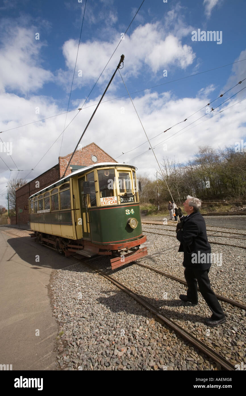 UK England West Midlands Dudley Black Country Museum Verkehrsmittel Straßenbahn Endstation Richtungswechsel Stockfoto