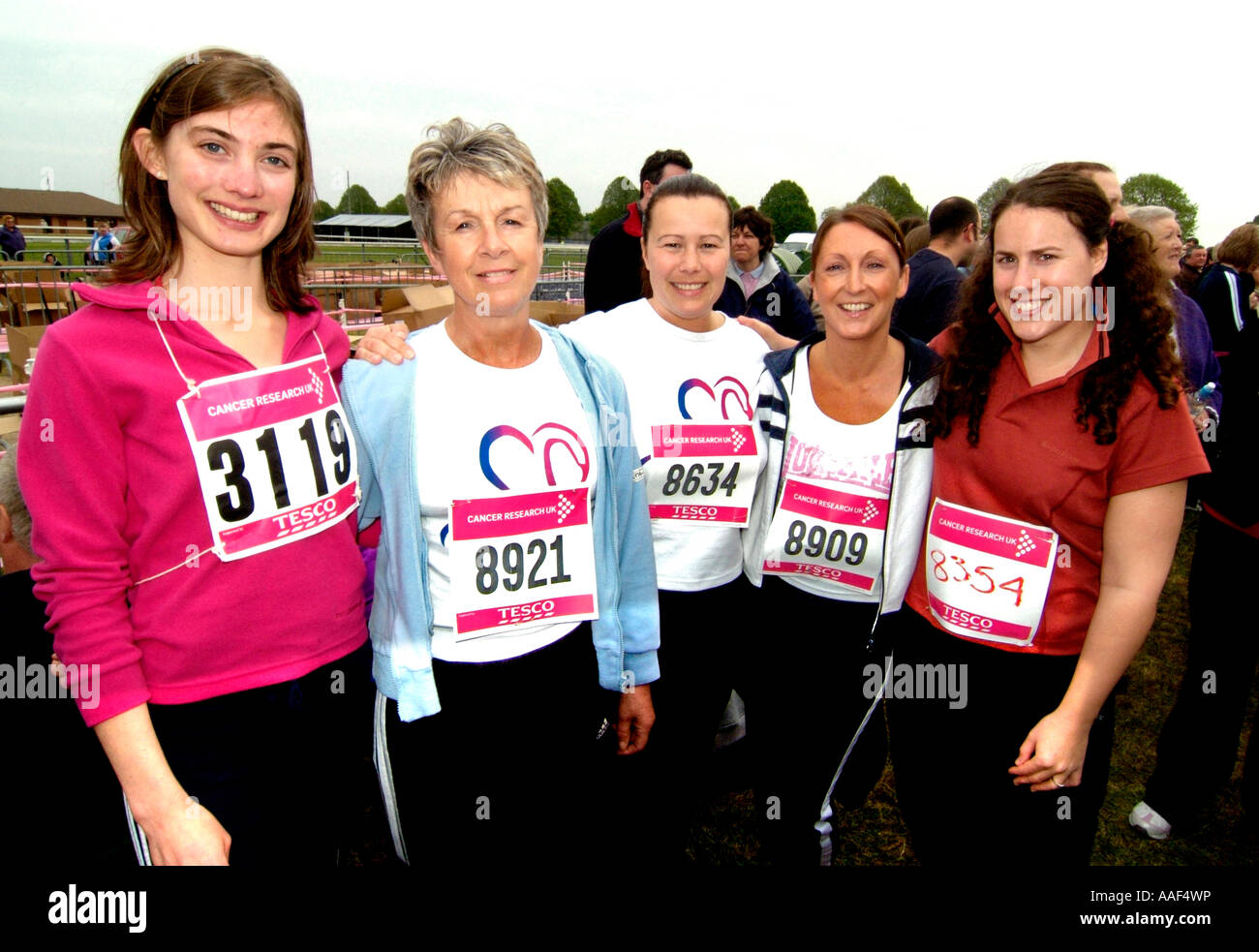 Gruppe von Frau beim Rennen für Leben-Charity-event Stockfoto