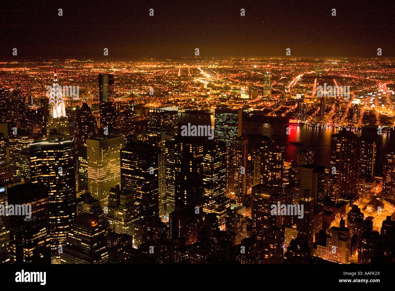 Nacht Aussicht von Spitze des Empire State Building suchen südöstlichen New York NYC USA Vereinigte Staaten von Amerika Stockfoto