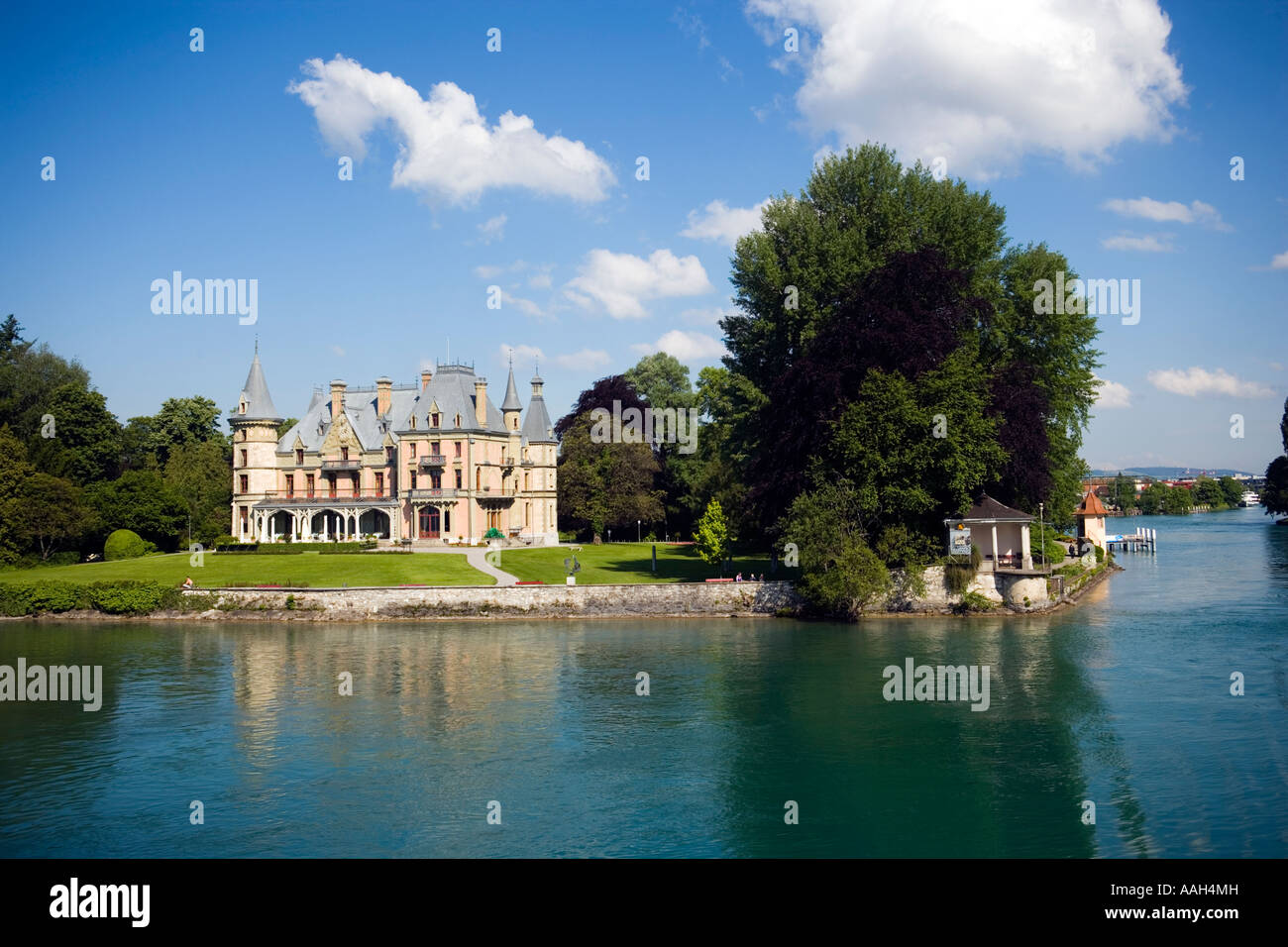 Lake Thun Schloss Schadau Schweiz Berner Oberland Hochland Kanton Bern Schweiz Stockfoto