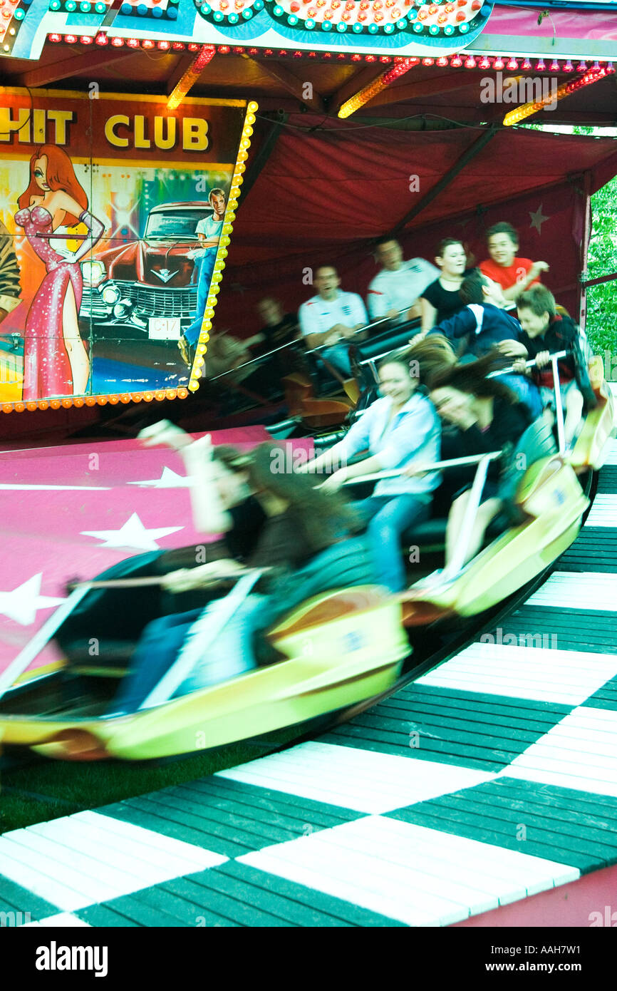 eine Fahrt auf der Kirmes in Bardwell in Suffolk Stockfoto