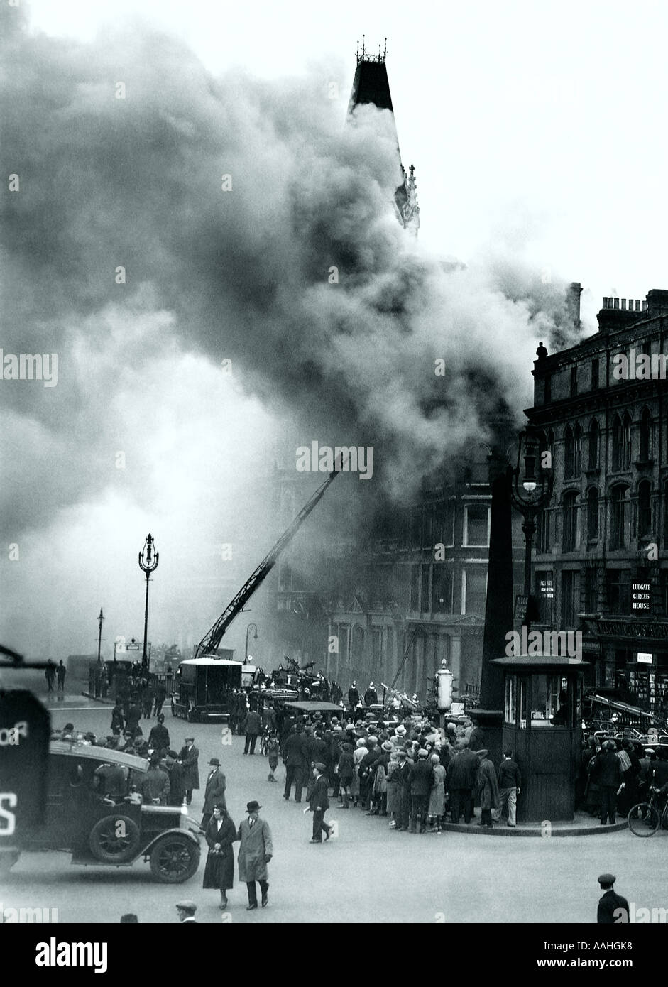 Feuer in Ludgate Circus London UK 1930 Stockfoto