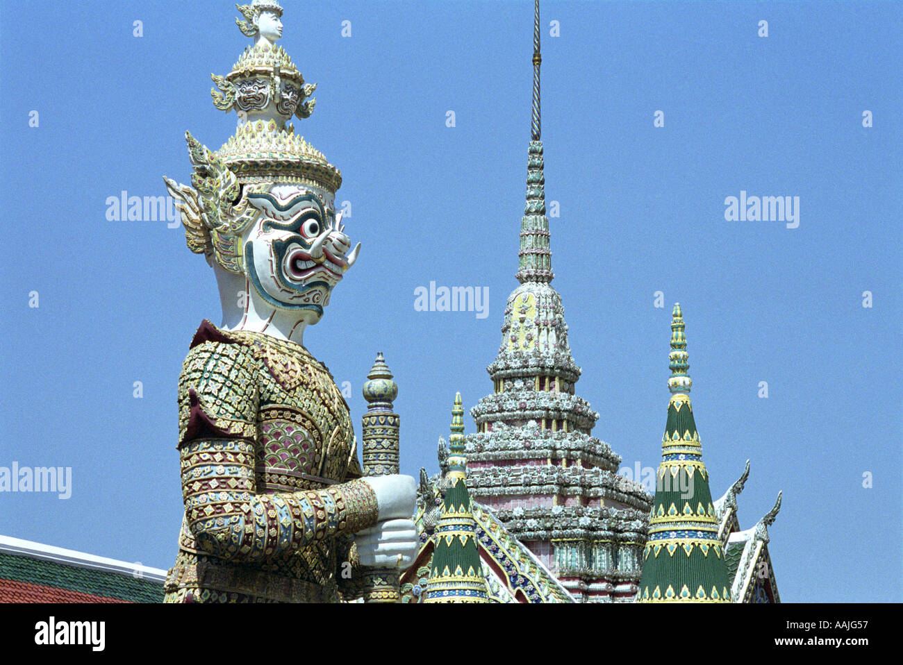 Guardian Skulptur am Wat Pra Kheo die große Palast Bangkok Thailand Tempelwächter Riese Stockfoto