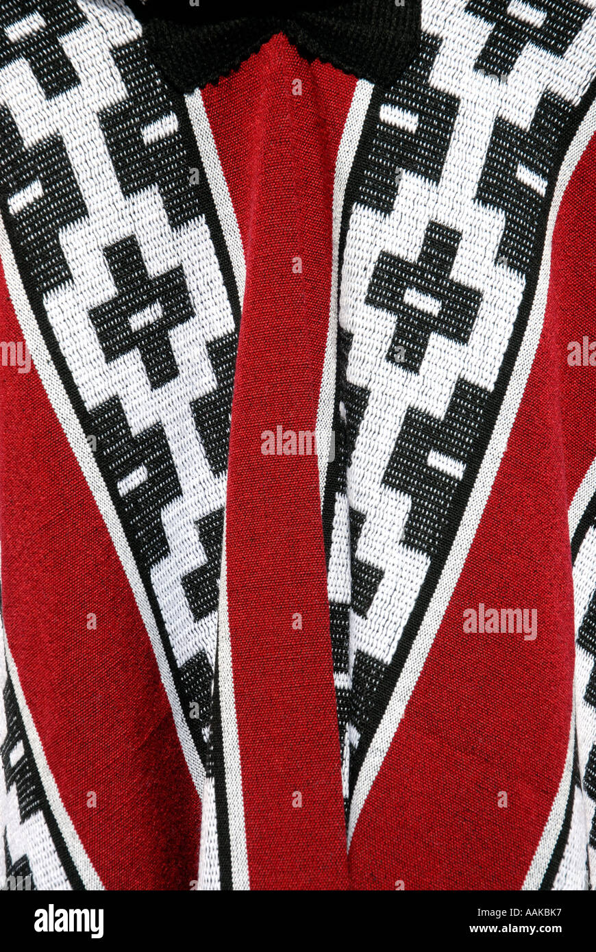 Argentinien-traditionelle Muster gewebt poncho Stockfotografie - Alamy