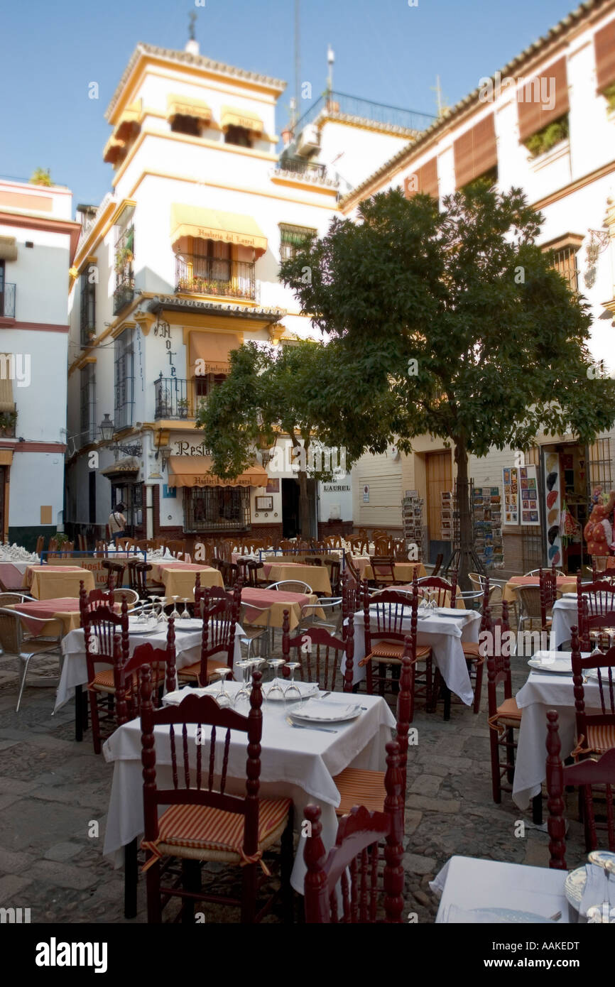 Tischen bereit für Diners Sevilla Spanien Stockfoto
