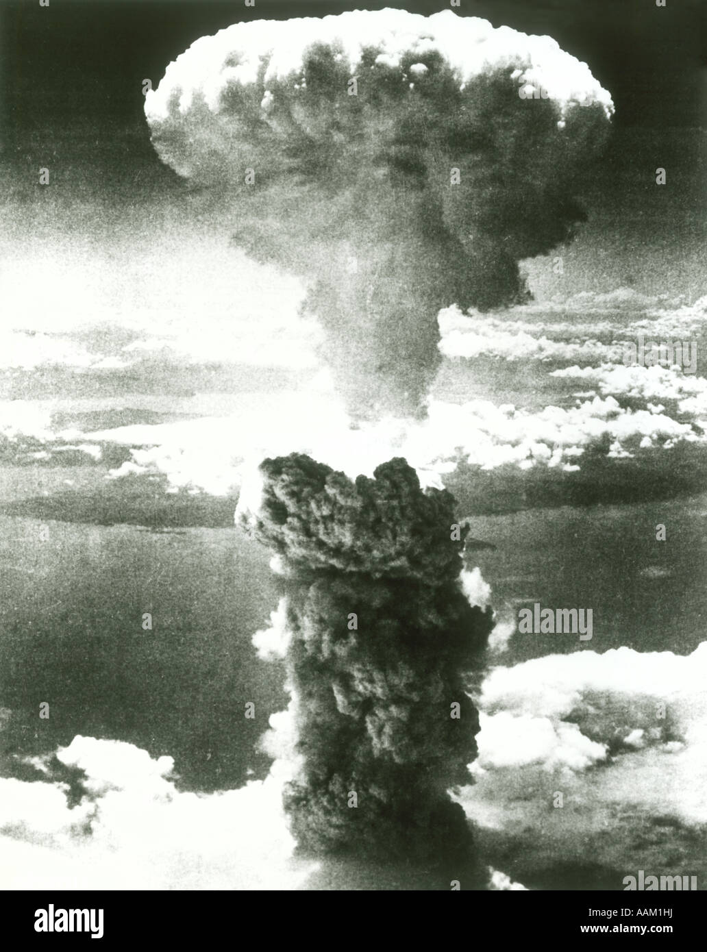 1950ER JAHREN ATOMBOMBE EXPLOSION ATOMPILZ Stockfoto