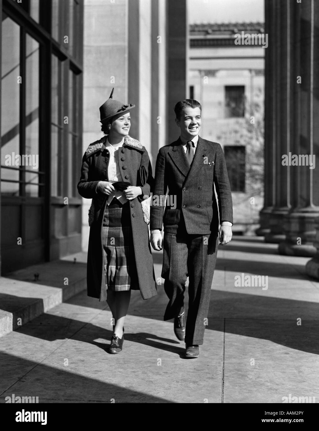 Teenager Work 1940s Stockfotos Und Bilder Kaufen Alamy