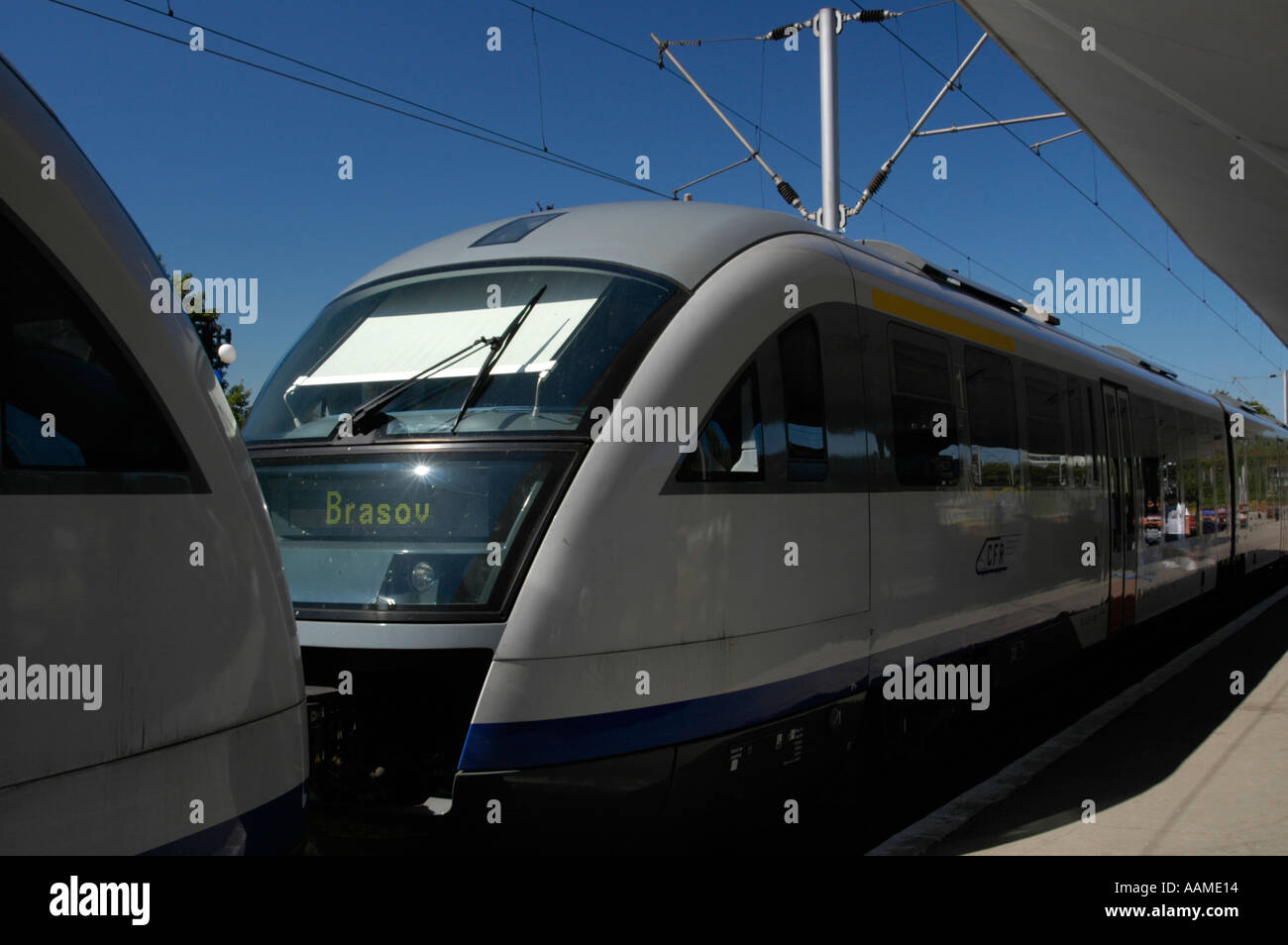 Brasov, Bahnhof, CFR, rumänische Eisenbahn-Bundesamt, Sageata Albastra, blauer Pfeil Stockfoto