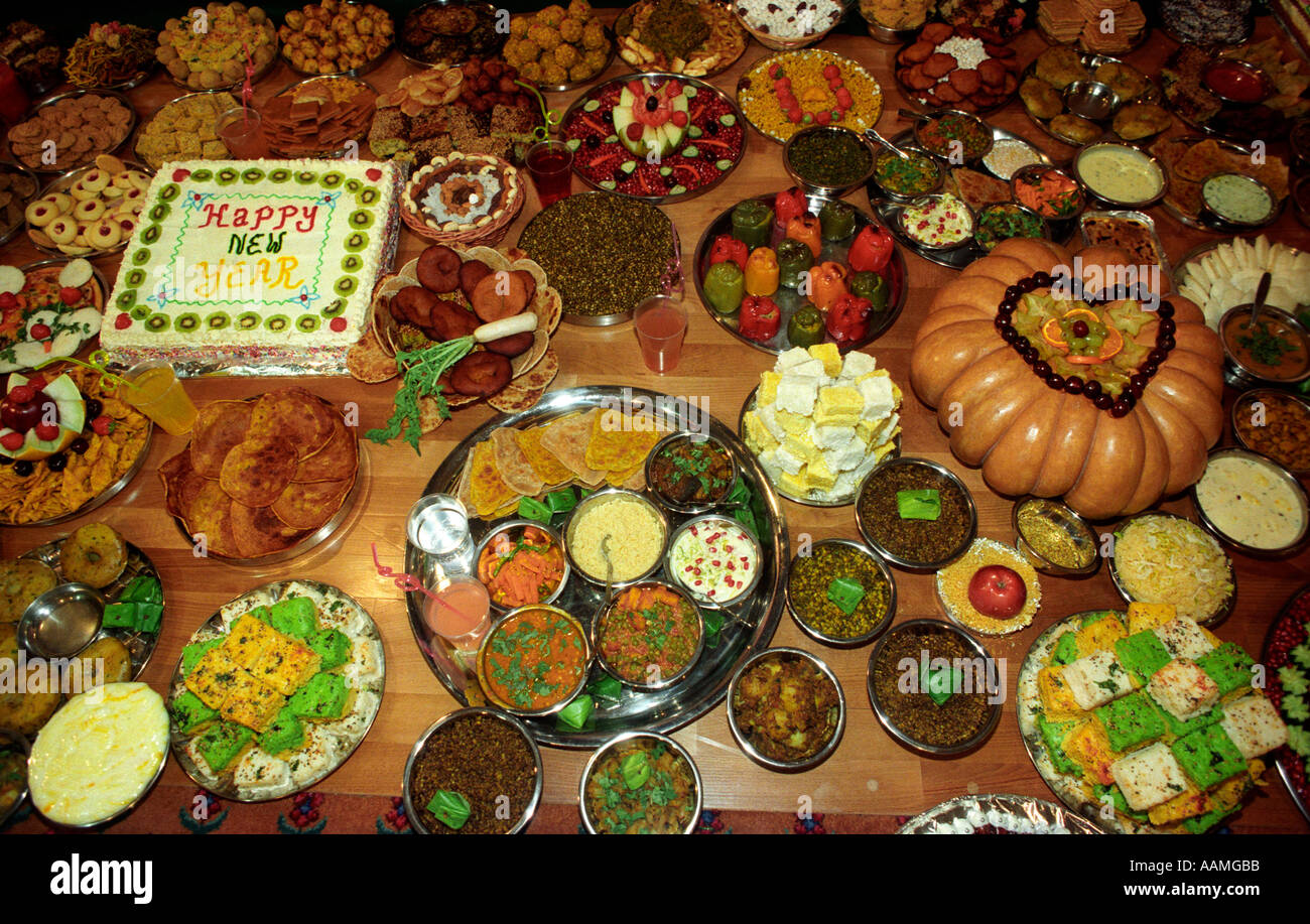 S igkeiten Und Essen Auf Der Anzeige W hrend Diwali Oder Festival Des s-igkeiten-und-essen-auf-der-anzeige-w-hrend-diwali-oder-festival-des