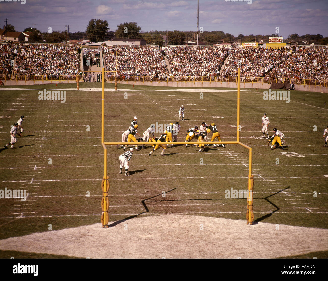 1960er Jahren PACKER vs. BEAR Spiel GREEN BAY WISCONSIN Fußballstadion Stockfoto