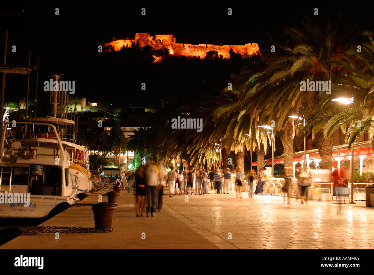 Insel Hvar Kroatien bei Nacht Stockfoto