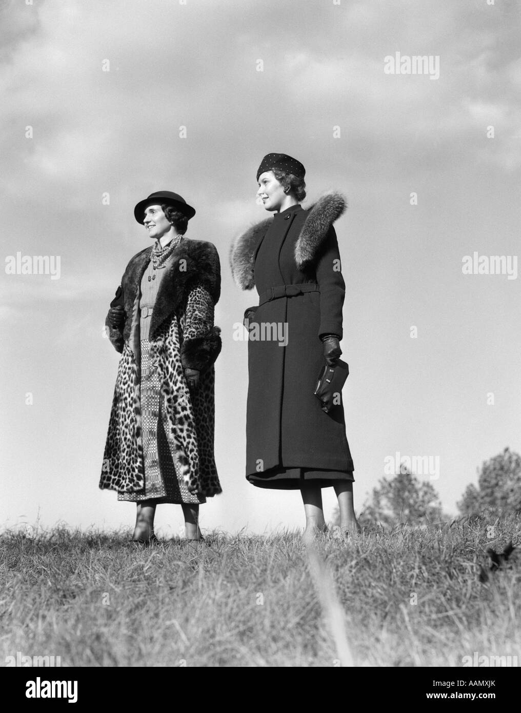 Mode der 1930er jahre -Fotos und -Bildmaterial in hoher Auflösung – Alamy