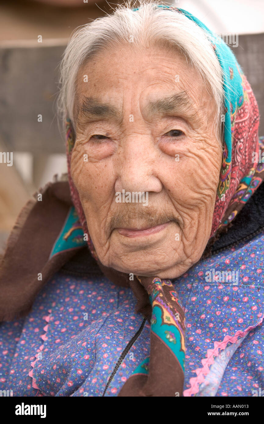 Lola Everson ein Eskimo Dorfvorsteher von Shishmaref alaska Stockfoto