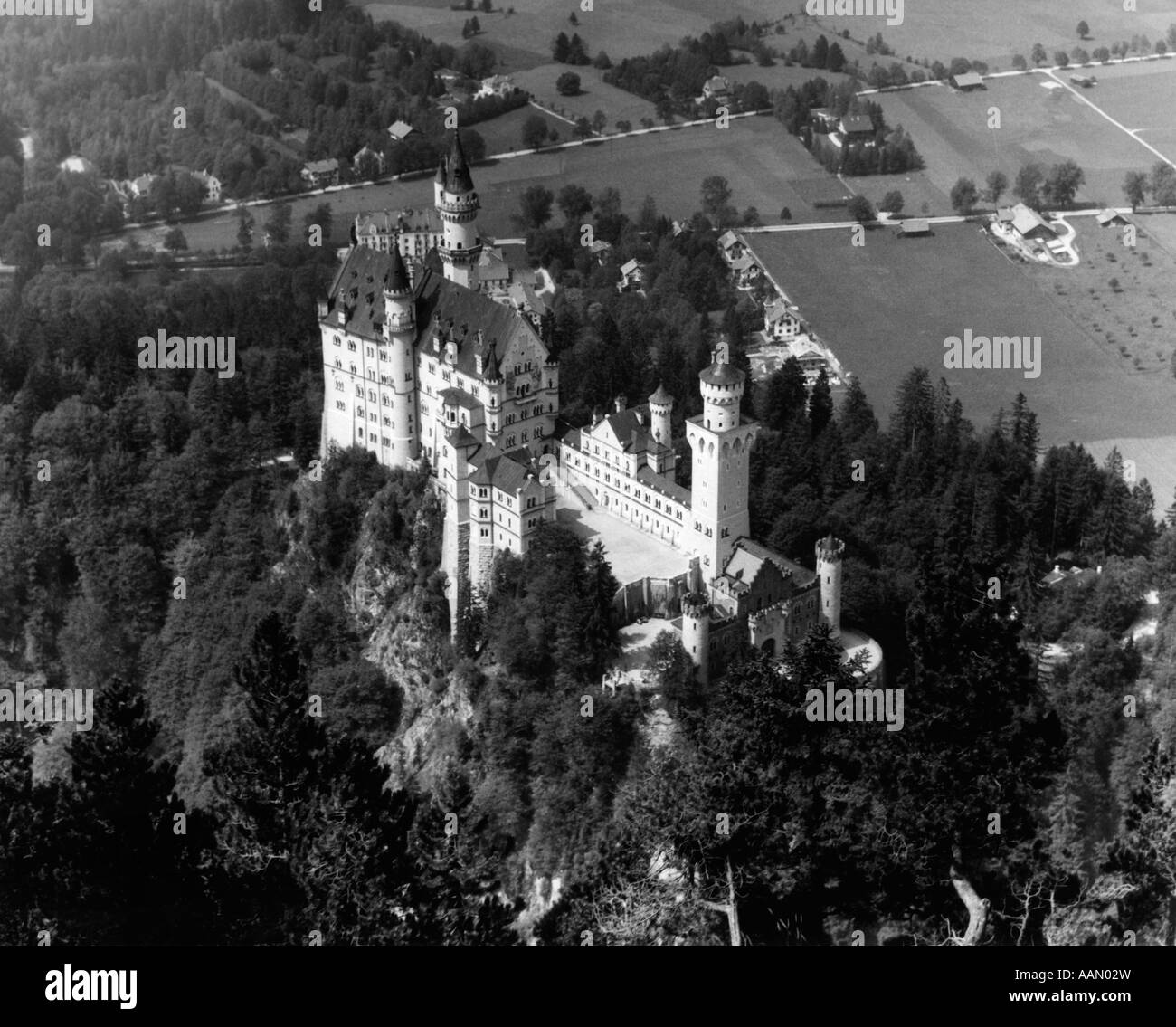 1930S 1940S ANTENNE VON SCHLOSS NEUSCHWANSTEIN Stockfoto