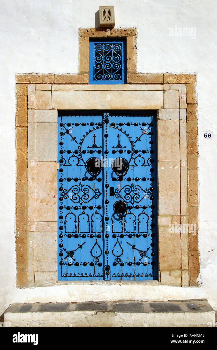 Blaue tunesischen Tor Sidi Bou Said Tunesien Stockfoto