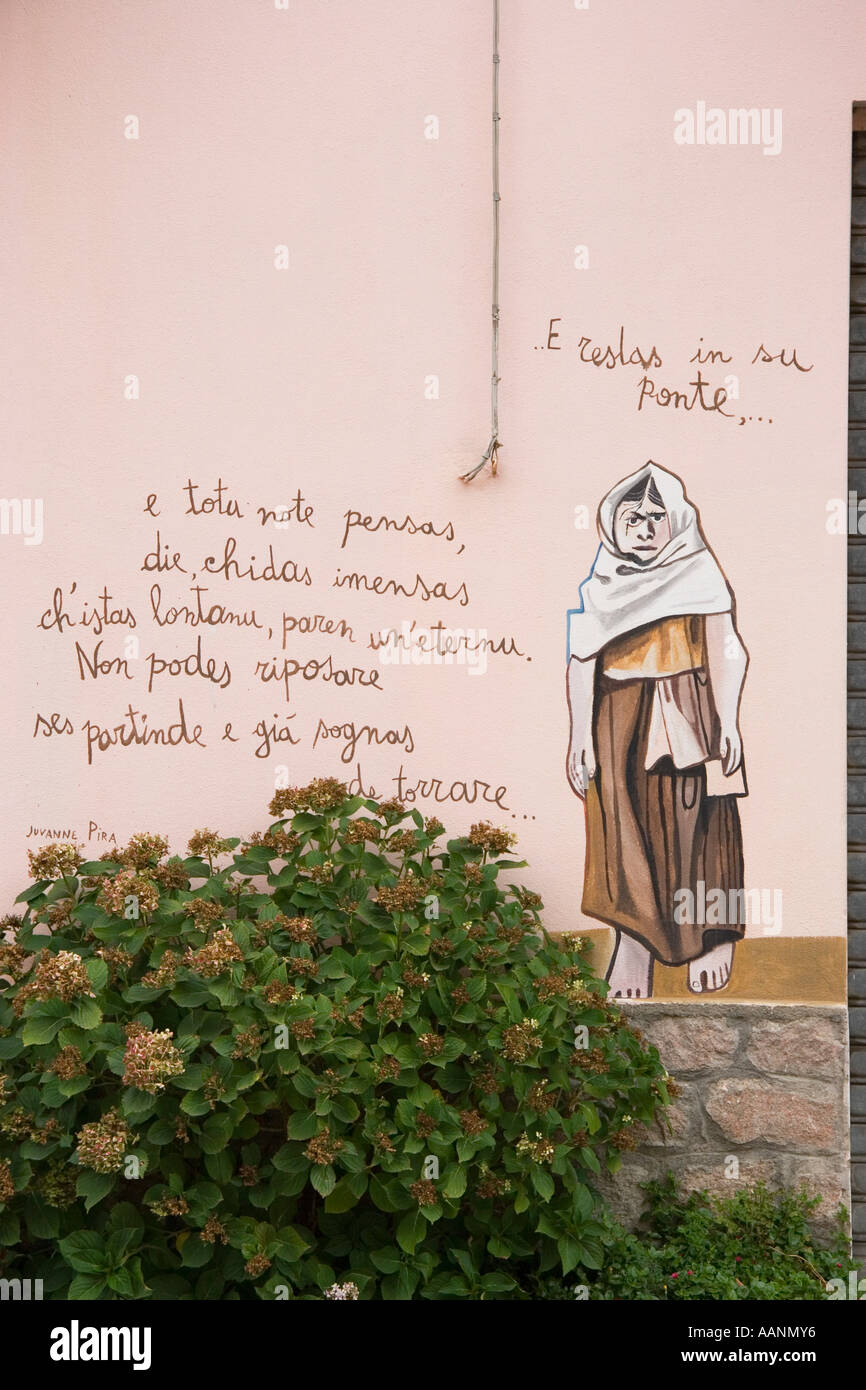 Murales, politische Wandarbeiten in Orgosolo, Sardinien, Italien Stockfoto