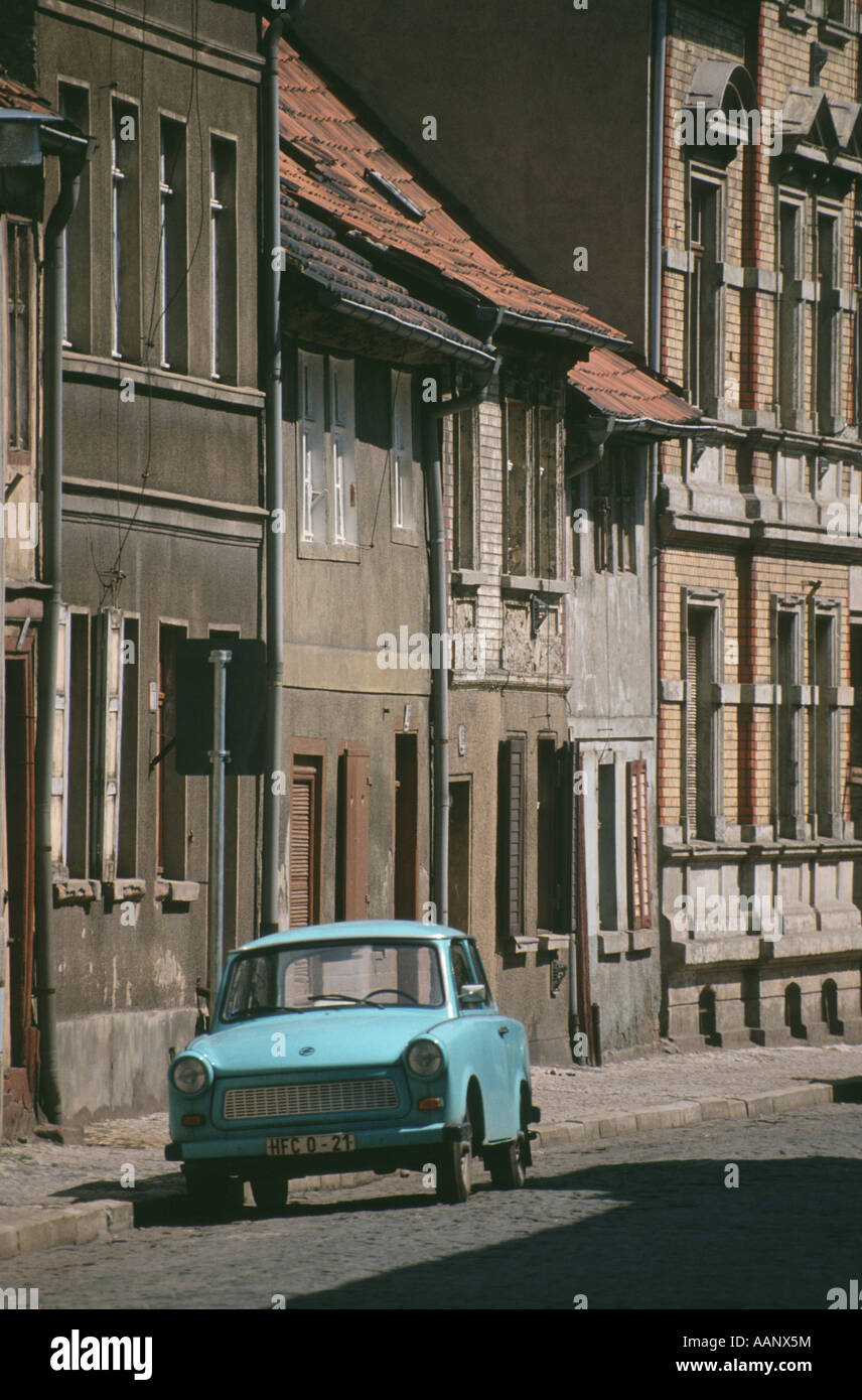 Trabbi Altstadt in den neuen Bundesländern 1990, Deutschland, Sachsen-Anhalt, Haldensleben Stockfoto