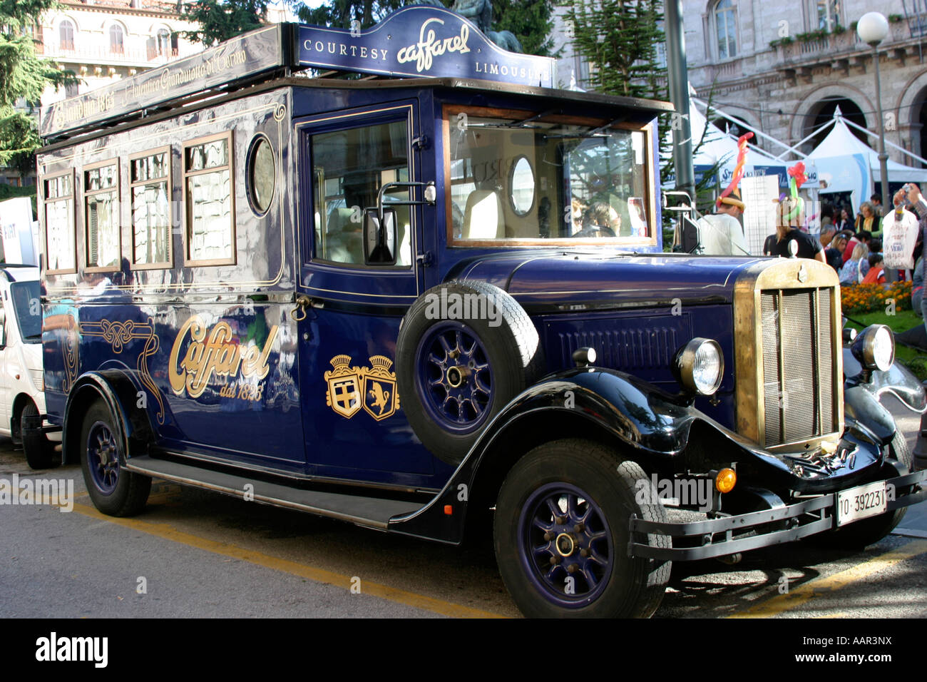 Eine Höflichkeit Fahrzeug bei der Schokoladenfest Perugia, Umbrien, Italien Stockfoto