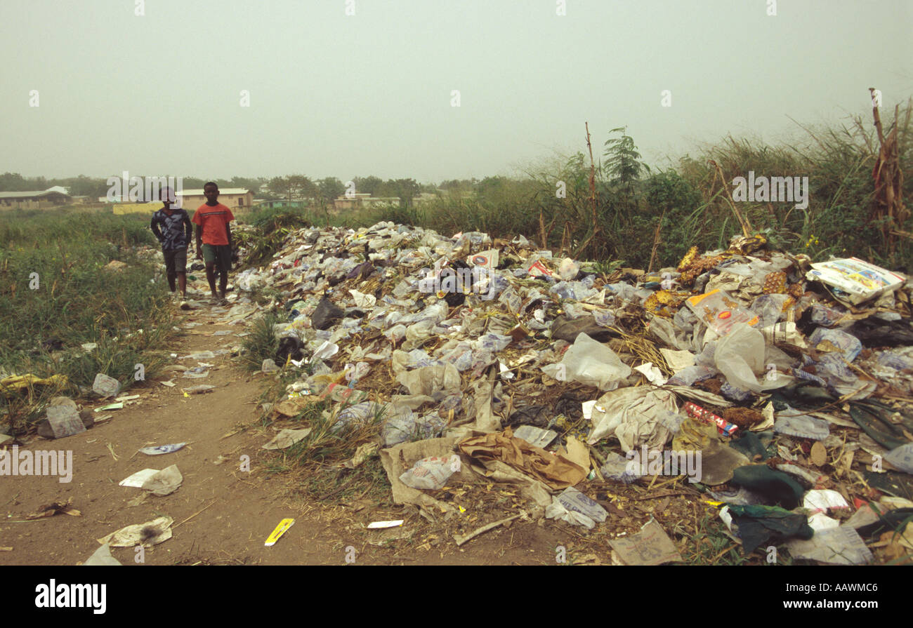 Müll-Deponie im Buduburam Flüchtlingslager in Ghana Stockfoto