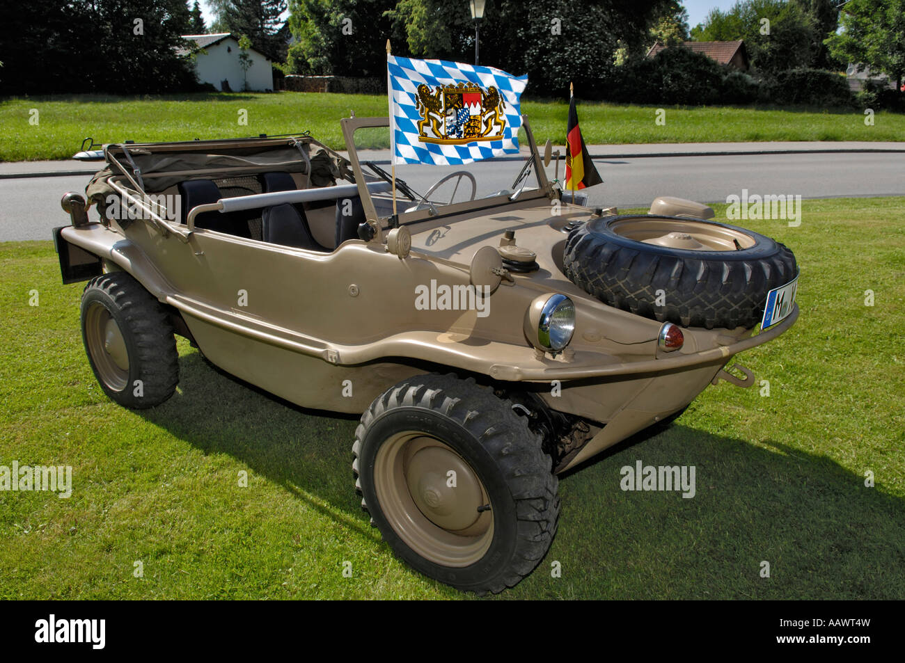 Alte VW amphibische Fahrzeug, Bayern, Deutschland Stockfoto