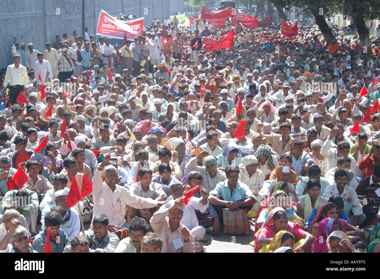 SDM78700 indische Stammes-Morcha Demonstranten Nasik Maharashtara Indien Stockfoto