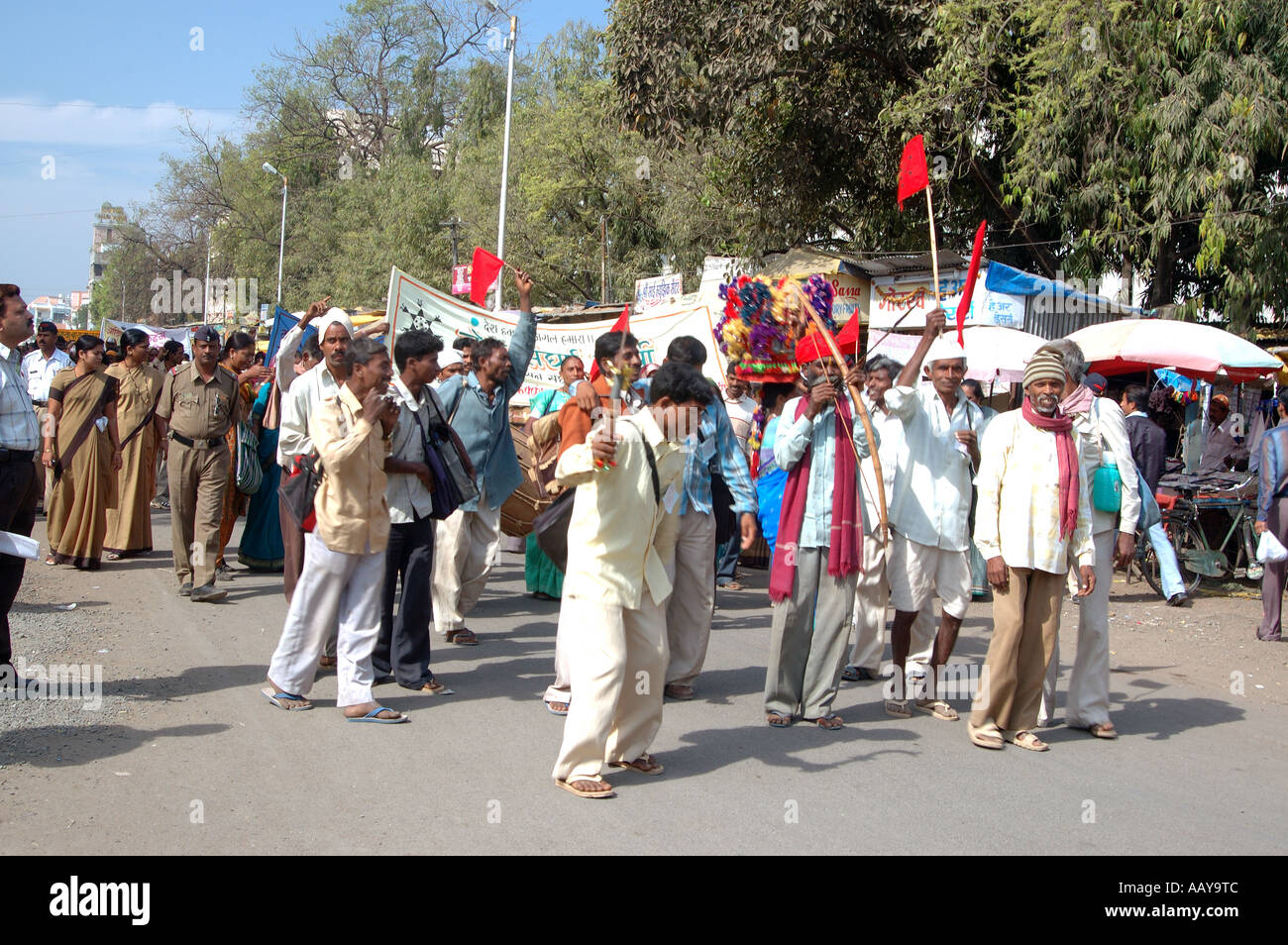 SDM78701 indische Stammes-Morcha Demonstranten Nasik Maharashatra Indien Stockfoto