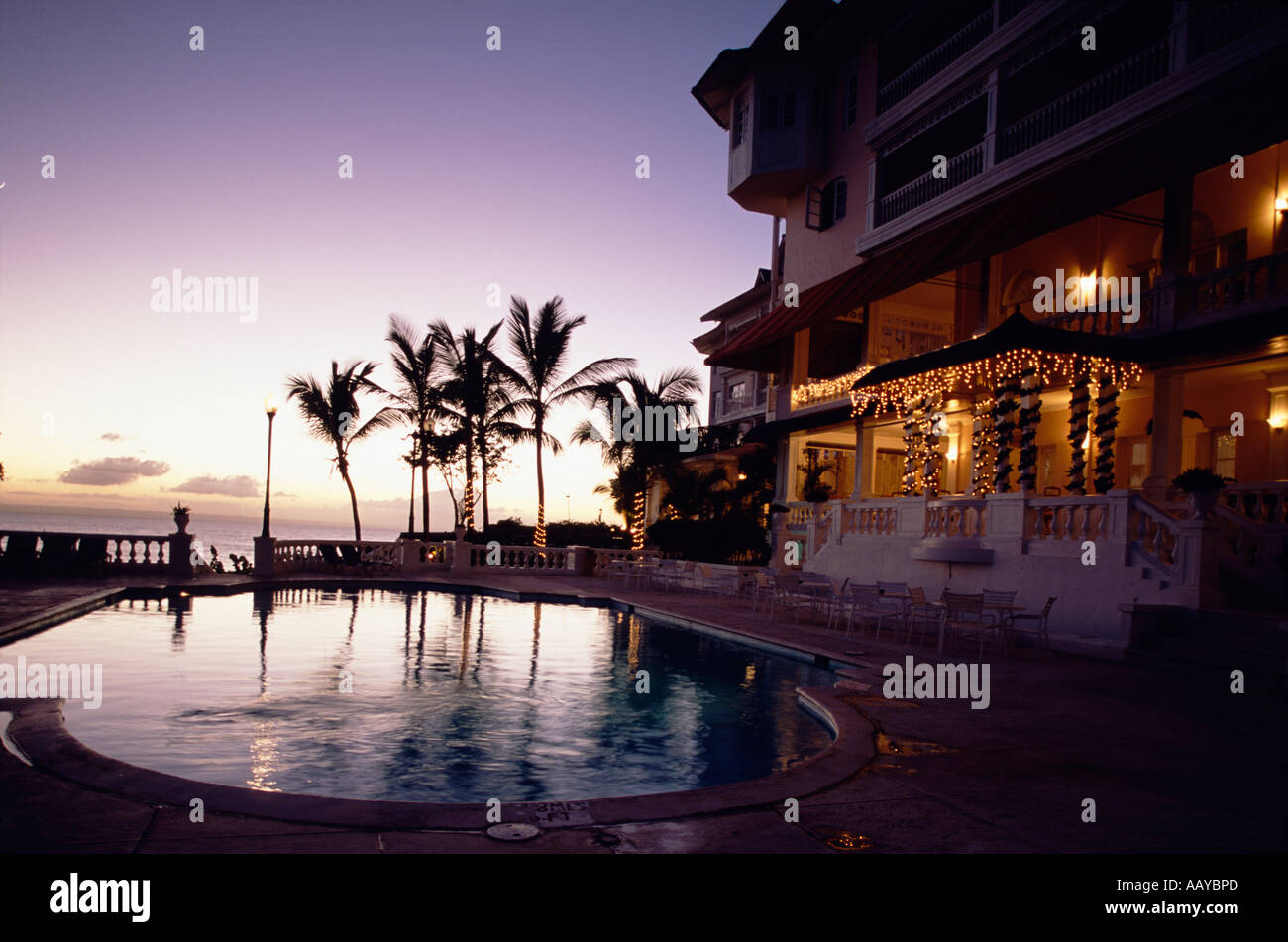 Pool im Hotel Gran Bahla mit Eveninglight in der Halbinsel Samana Samana Dominikanische Republik Stockfoto