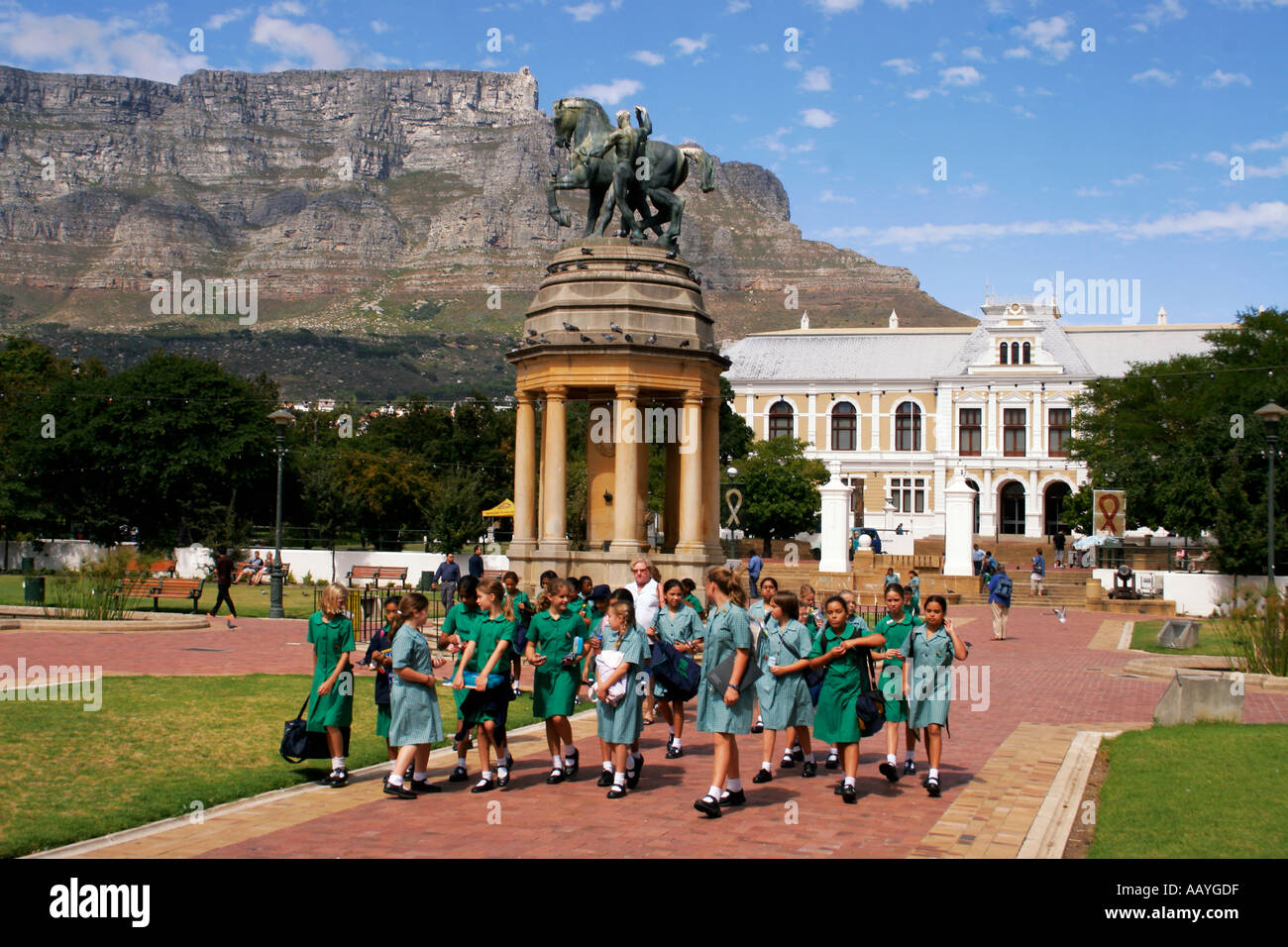 Südafrika-Kapstadt-Companys Garten Tisch Berg Pferdesport Memorial Statue Klasse südafrikanischen Schulmuseum Stockfoto