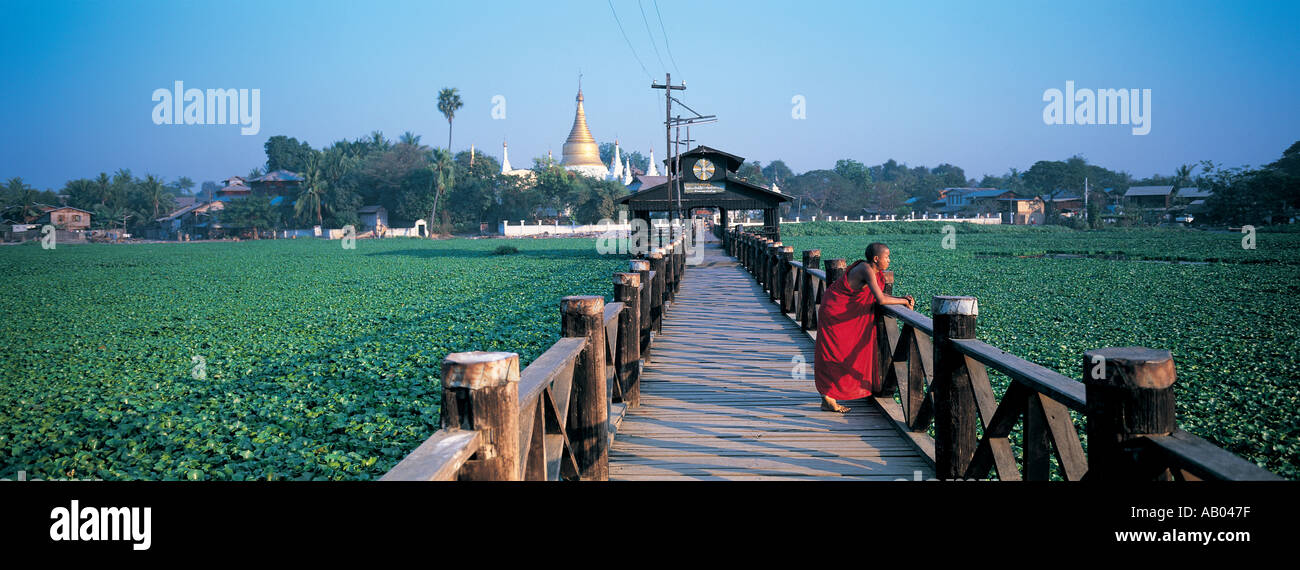 Holzbrücke im Mandalay Myanmar Burma Stockfoto