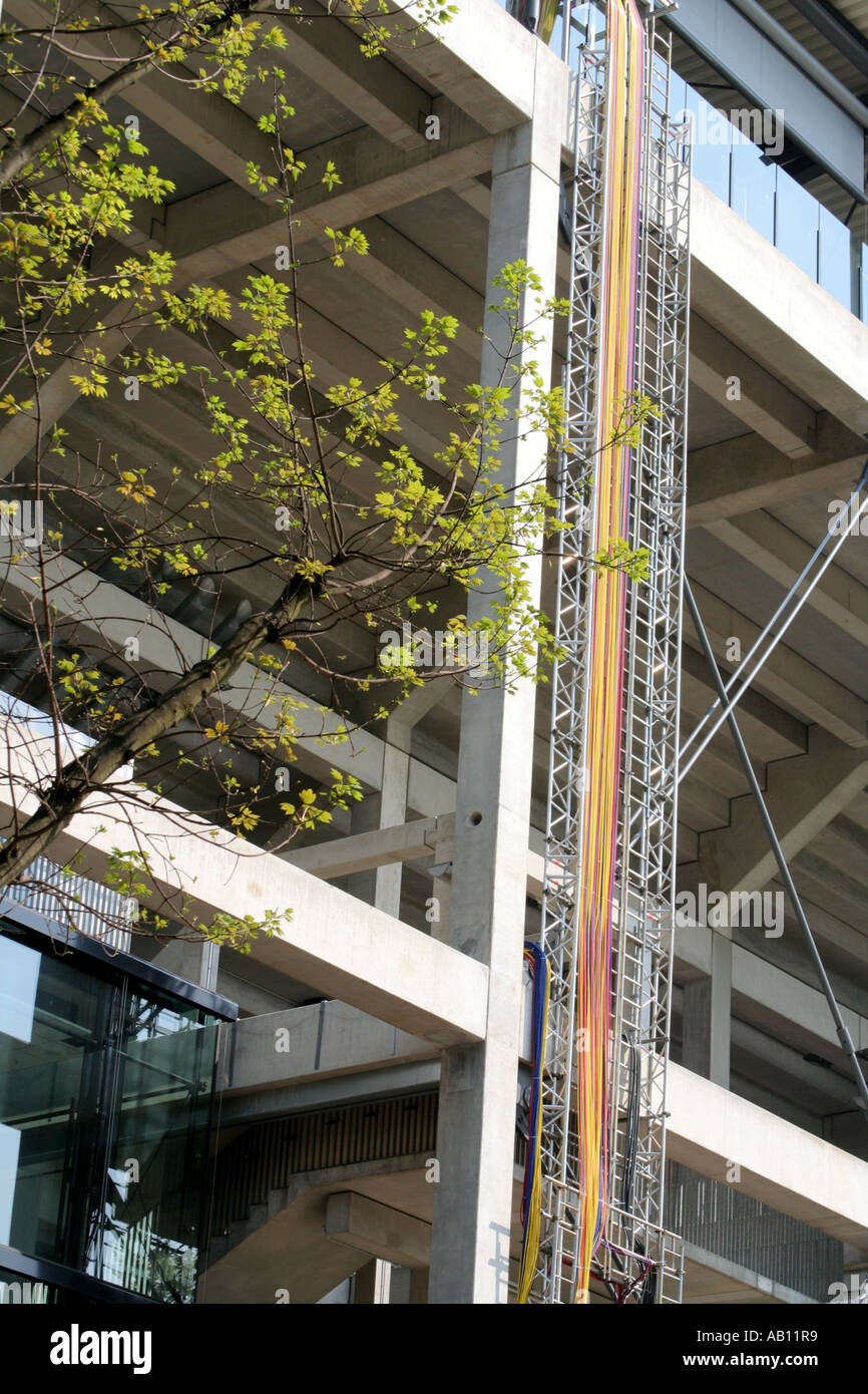 Kabel für Medien und Übertragung Presseberichterstattung Köln Fußball Stadion Nordrhein-Westfalen-Deutschland Stockfoto