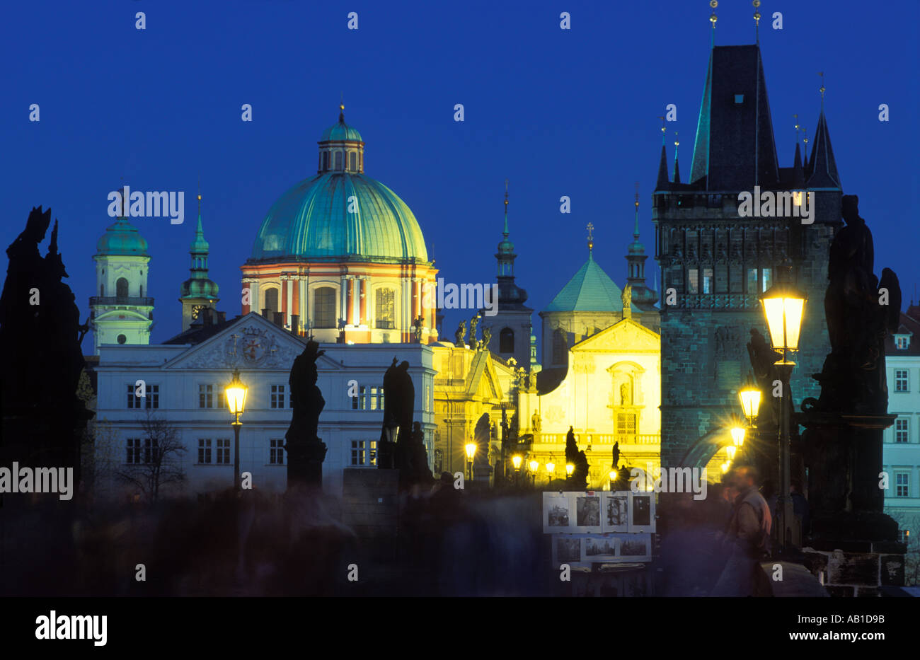 Beleuchteten Kuppeln der Altstadt bei Nacht Prag Tschechische Republik Stockfoto