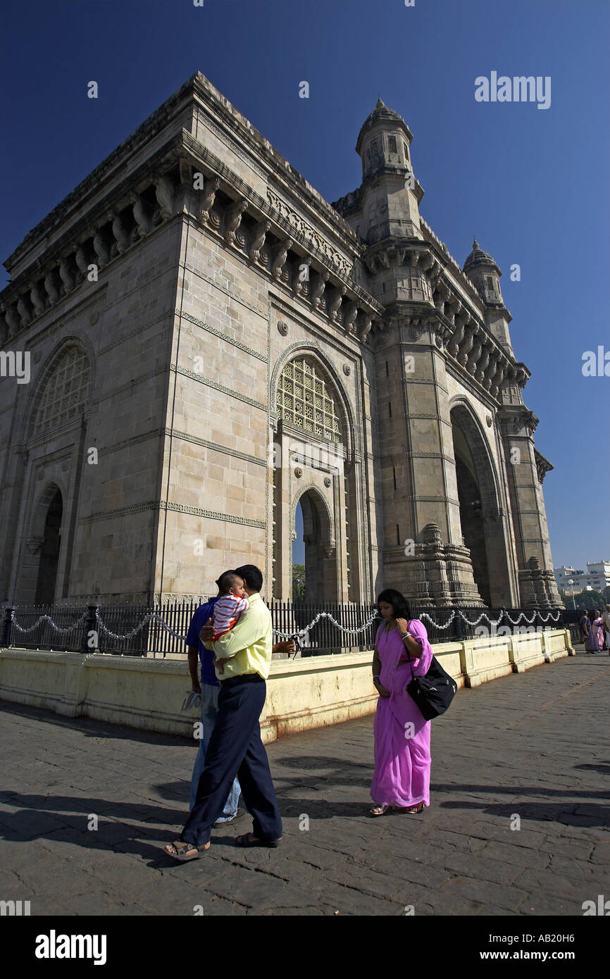 Gateway of India an der Uferpromenade Mumbai Indien Stockfoto