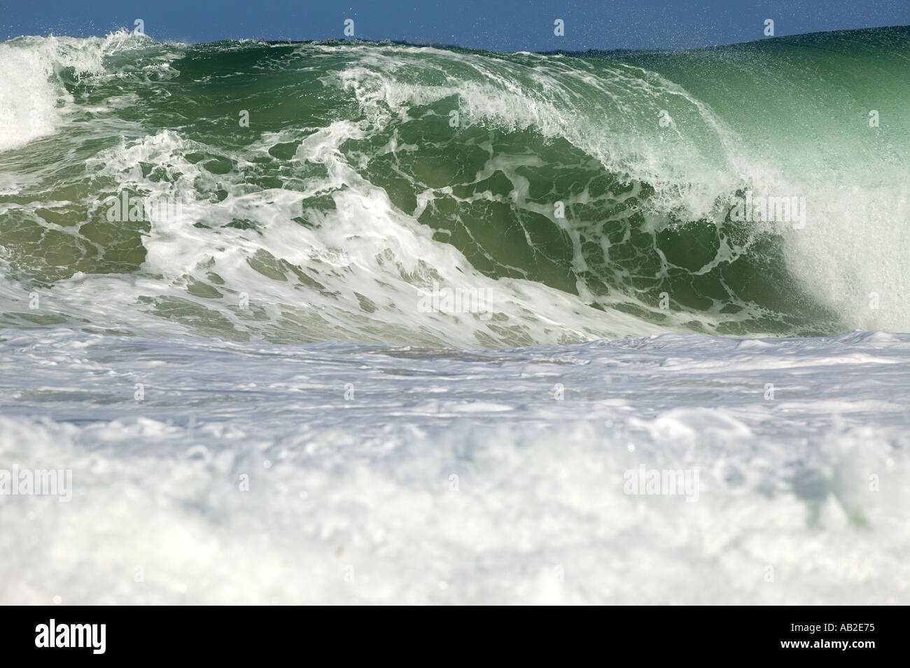 Große Wellen an Garrapata State Park Big Sur Küste Kaliforniens Stockfoto