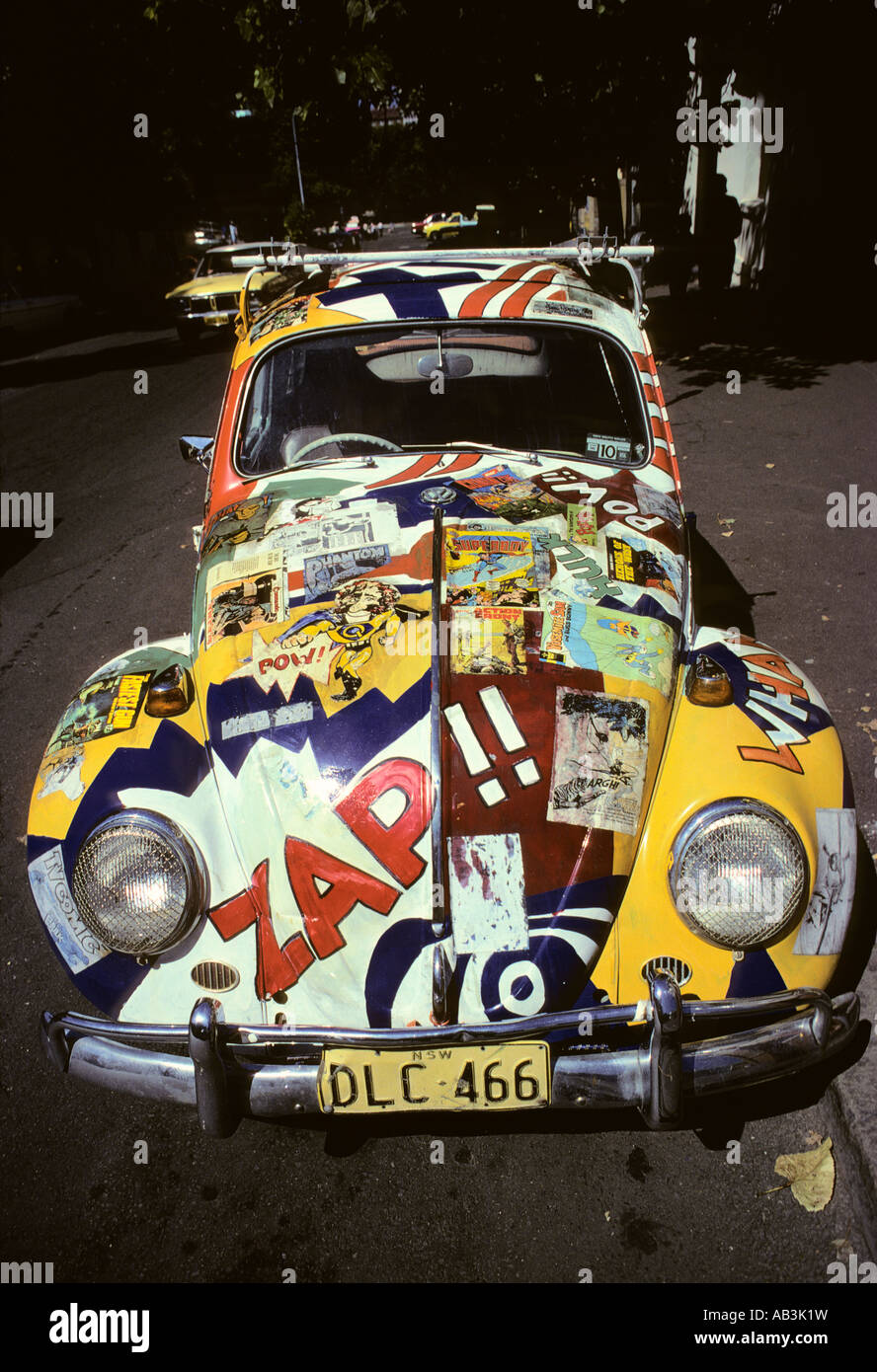 Kafer Volkswagen Käfer in ein Pop-Art-Stil mit Seiten aus Comics fest drauf ...
