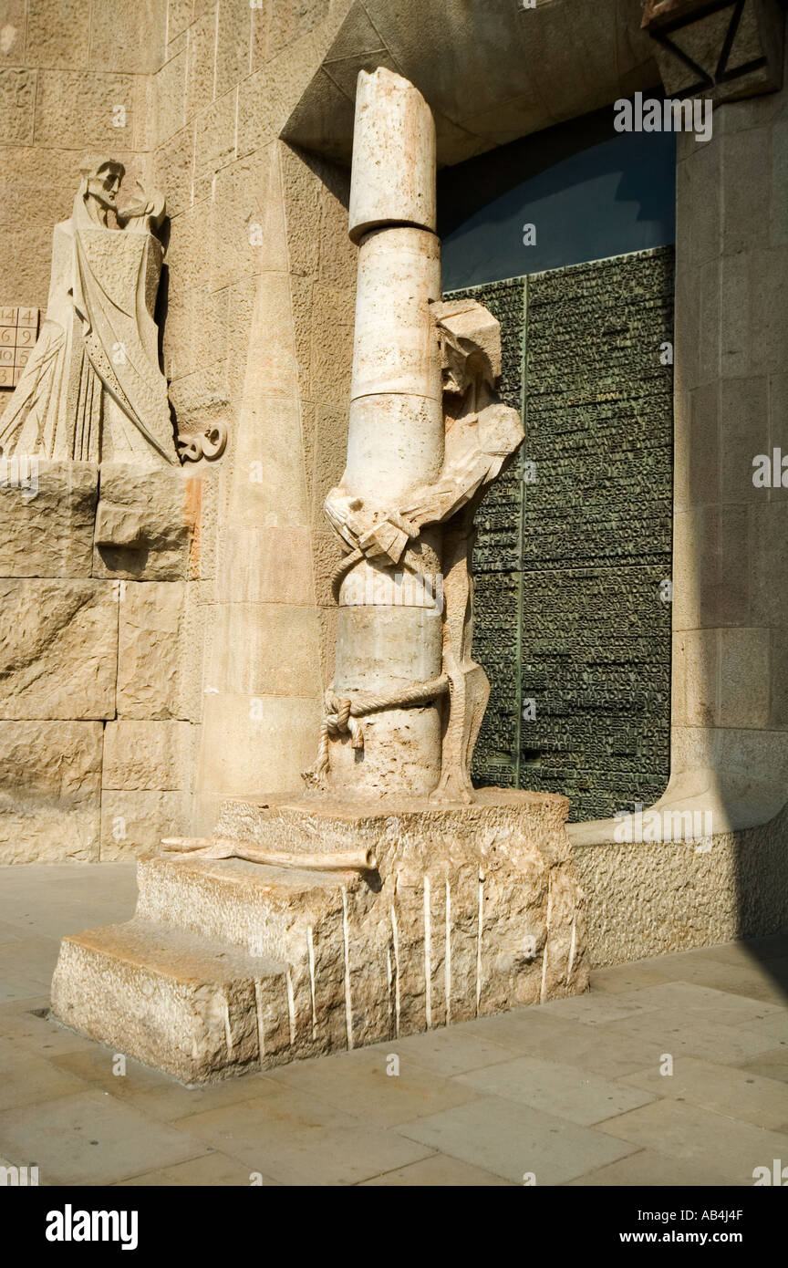 "Christus der Spalte" von Josep Maria Subirachs, im Tempel De La Sagrada Familia, Barcelona, Spanien Stockfoto