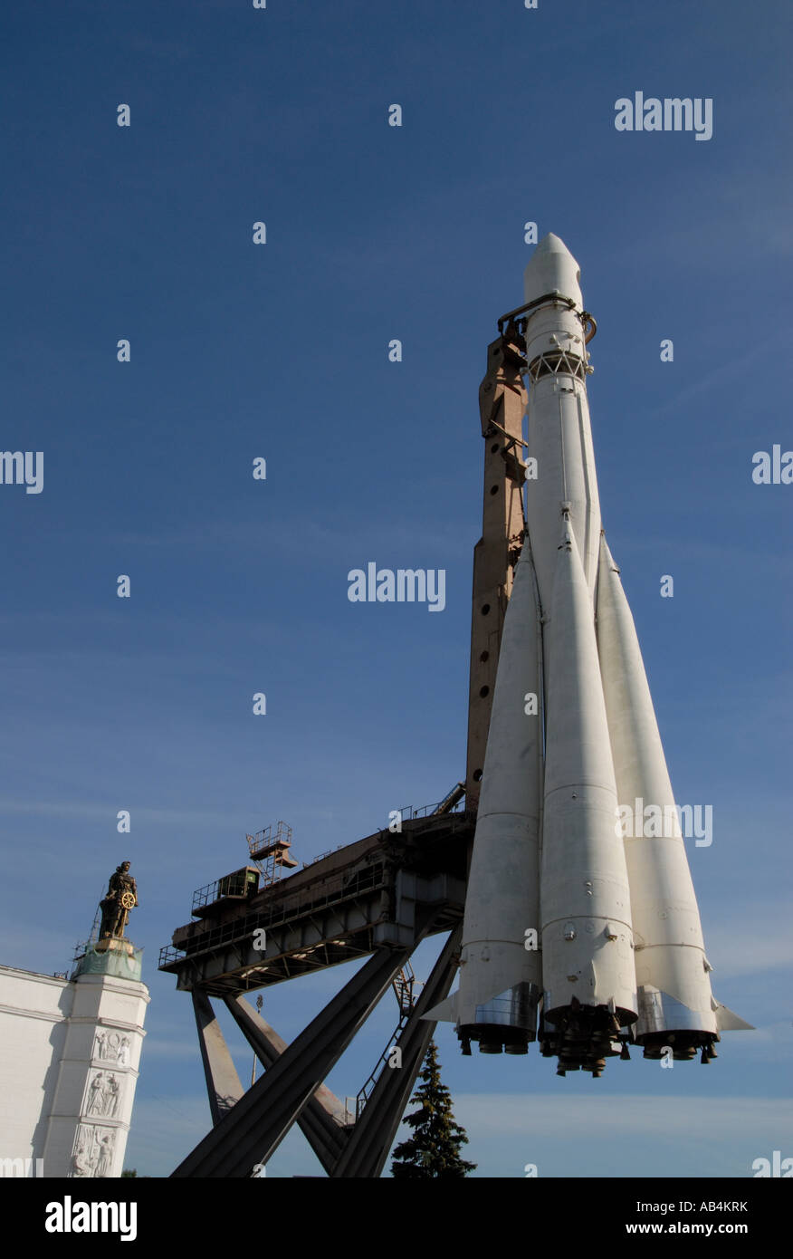 Wostok-Rakete auf dem Display in VVTs, Moskau Stockfoto
