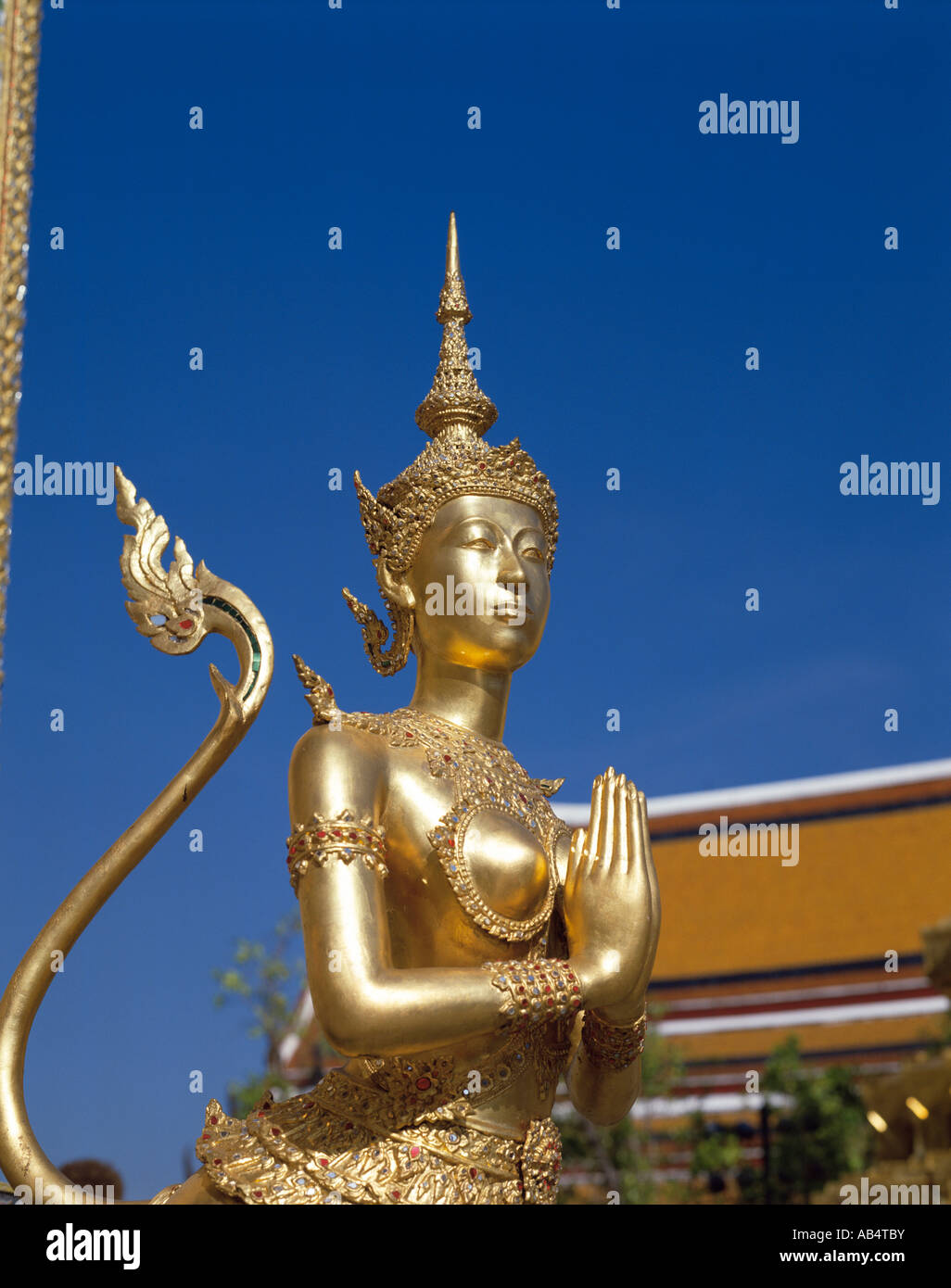 Bangkok, Wat Pra Kaeo, Kinnara Figur Stockfoto