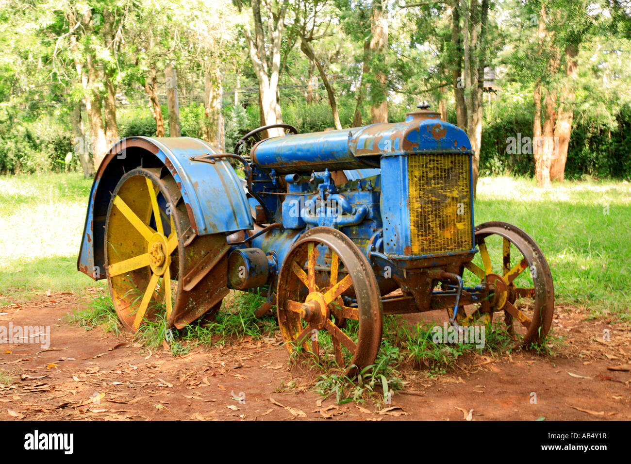 Alten Traktor auf dem Gelände des Blixens Haus Nairobi Stockfoto