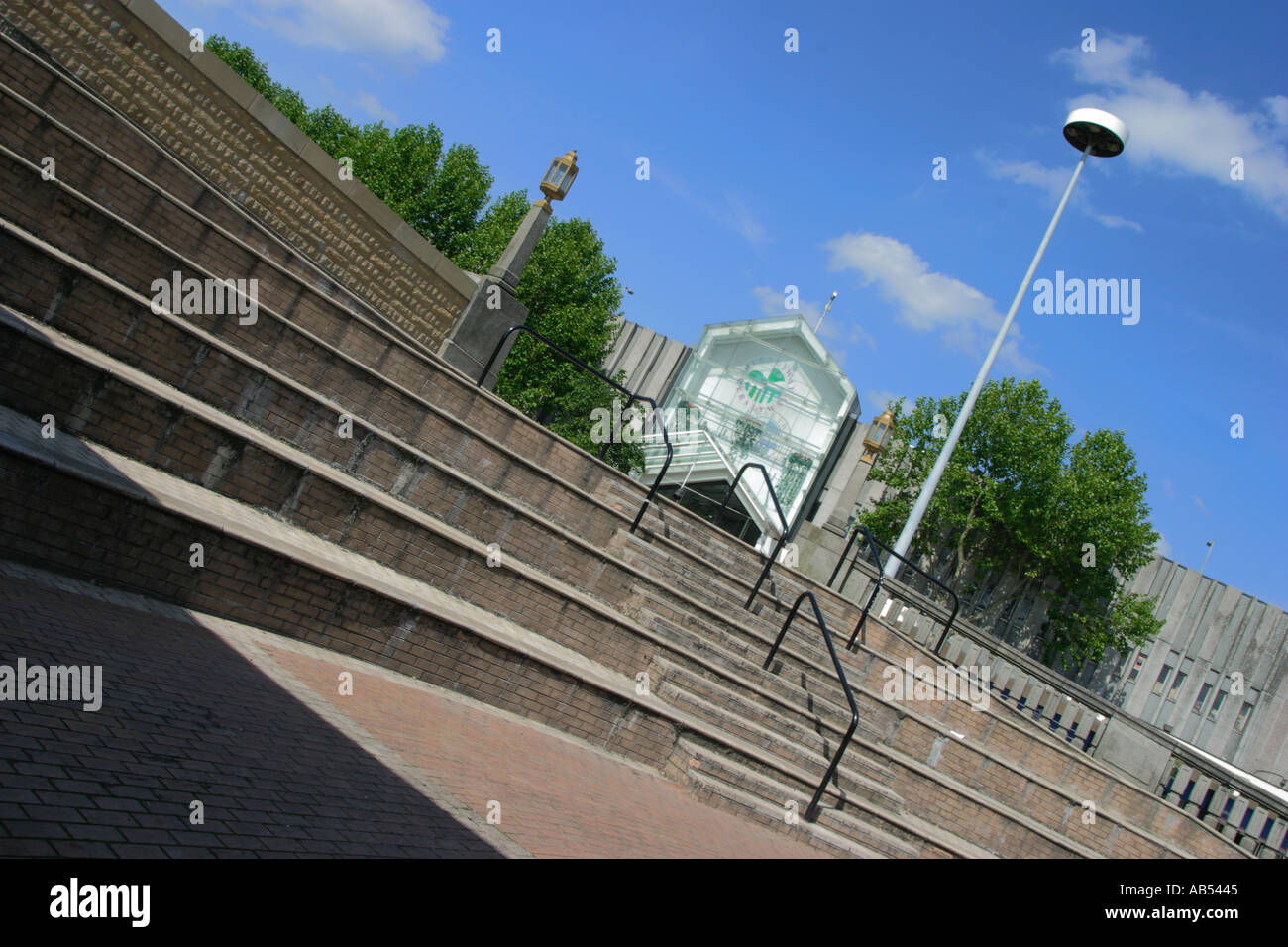 Merseyway Revier von Mersey Square, Manchester, Greater Manchester, UK gesehen Stockfoto