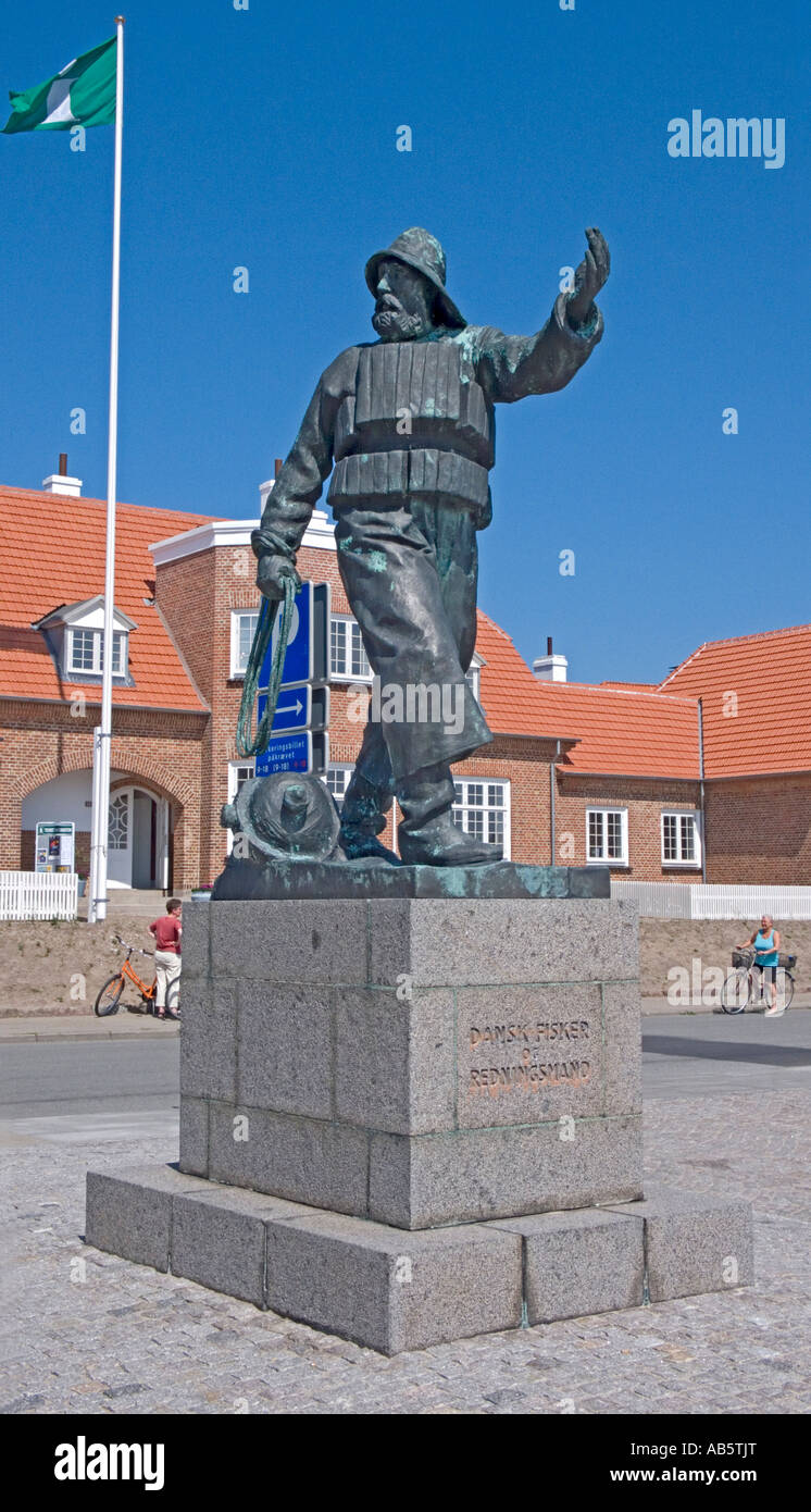 Statue im Hafen von Skagen, dänische Fischer und Seerettung Arbeitskraft darstellt Stockfoto
