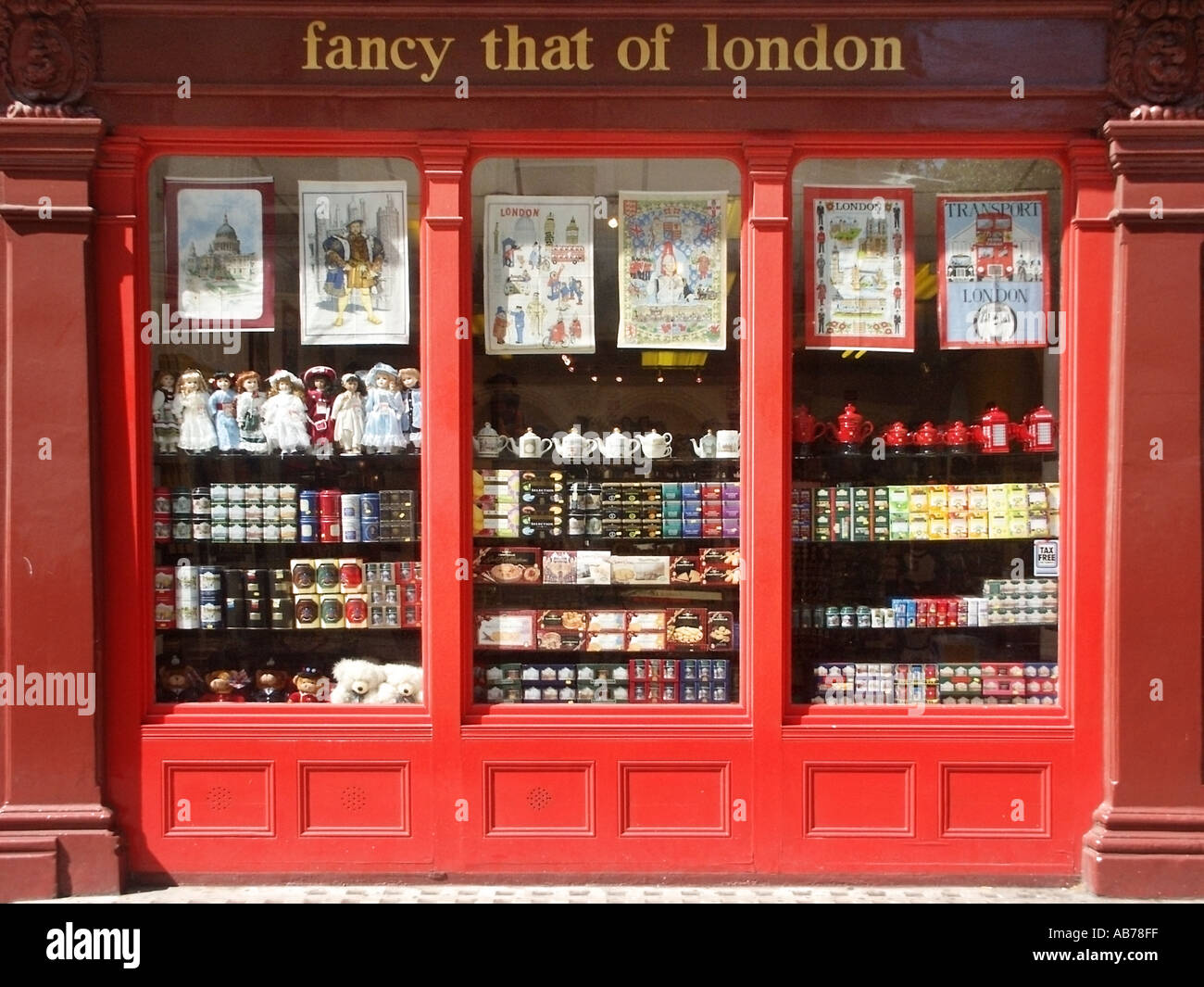Greater London Holborn Ladenfront und Fenster anzeigen Souvenirs für Besucher nach London namens Fancy, dass von London Stockfoto