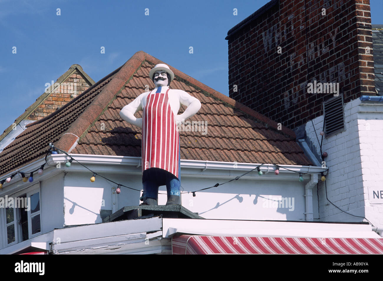 Traditionellen Metzger s Dummy auf Dach der Metzgerei s Bedford Vereinigtes Königreich Stockfoto