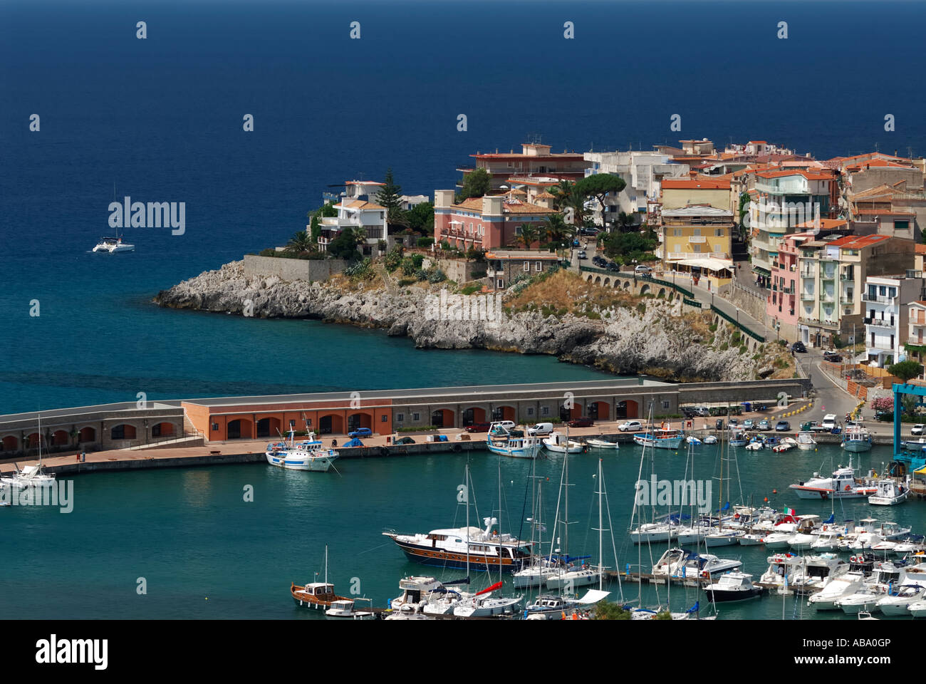 Cilento Italien die kleine Küstenstadt Stadt von Marina di Camerota Stockfoto