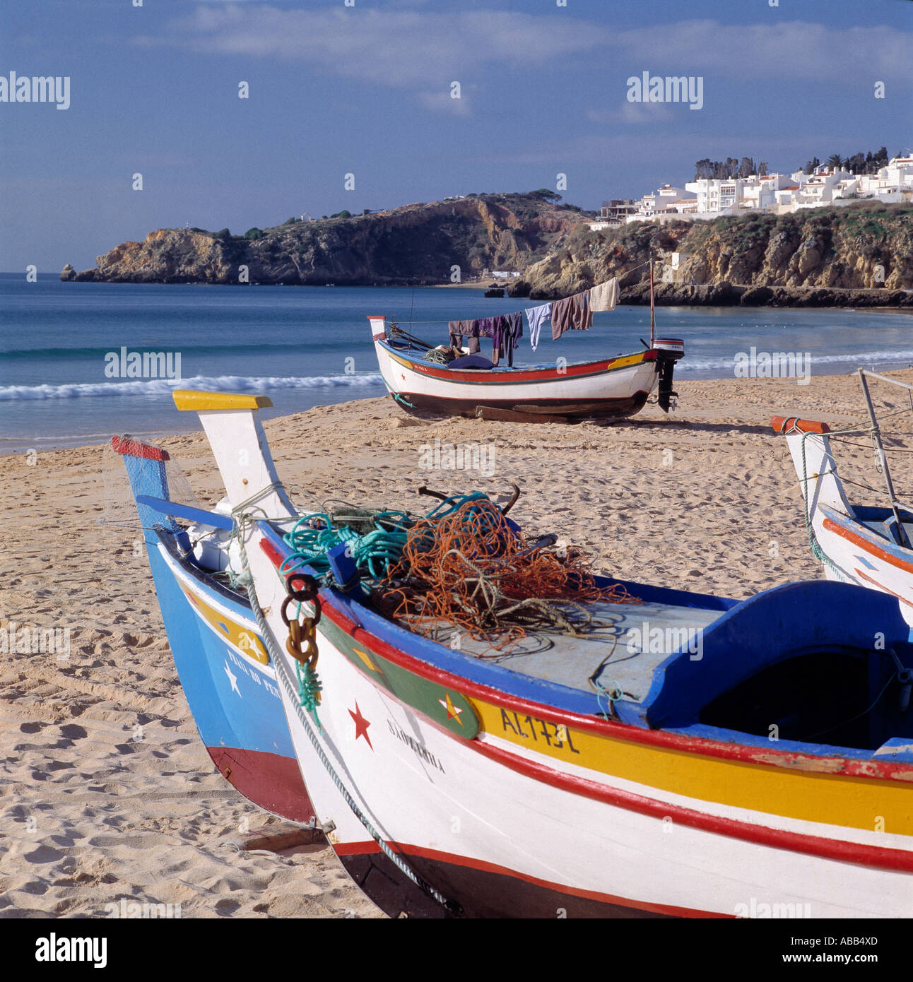 Die Algarve, Albufeira, Fischerboote im Winter Stockfoto