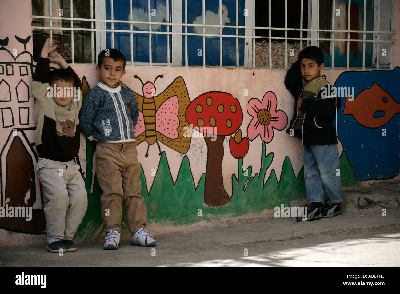 Kinder in einer Charity-Gärtnerei in Mardin, Südosten der Türkei Stockfoto