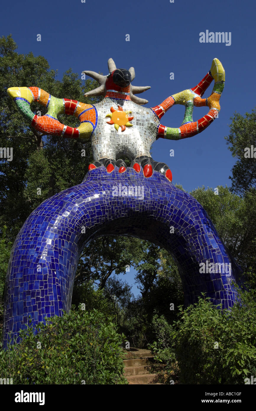 Figur im Garten der Phantasie von Niki de SaintPhalleSaintPhalle und
